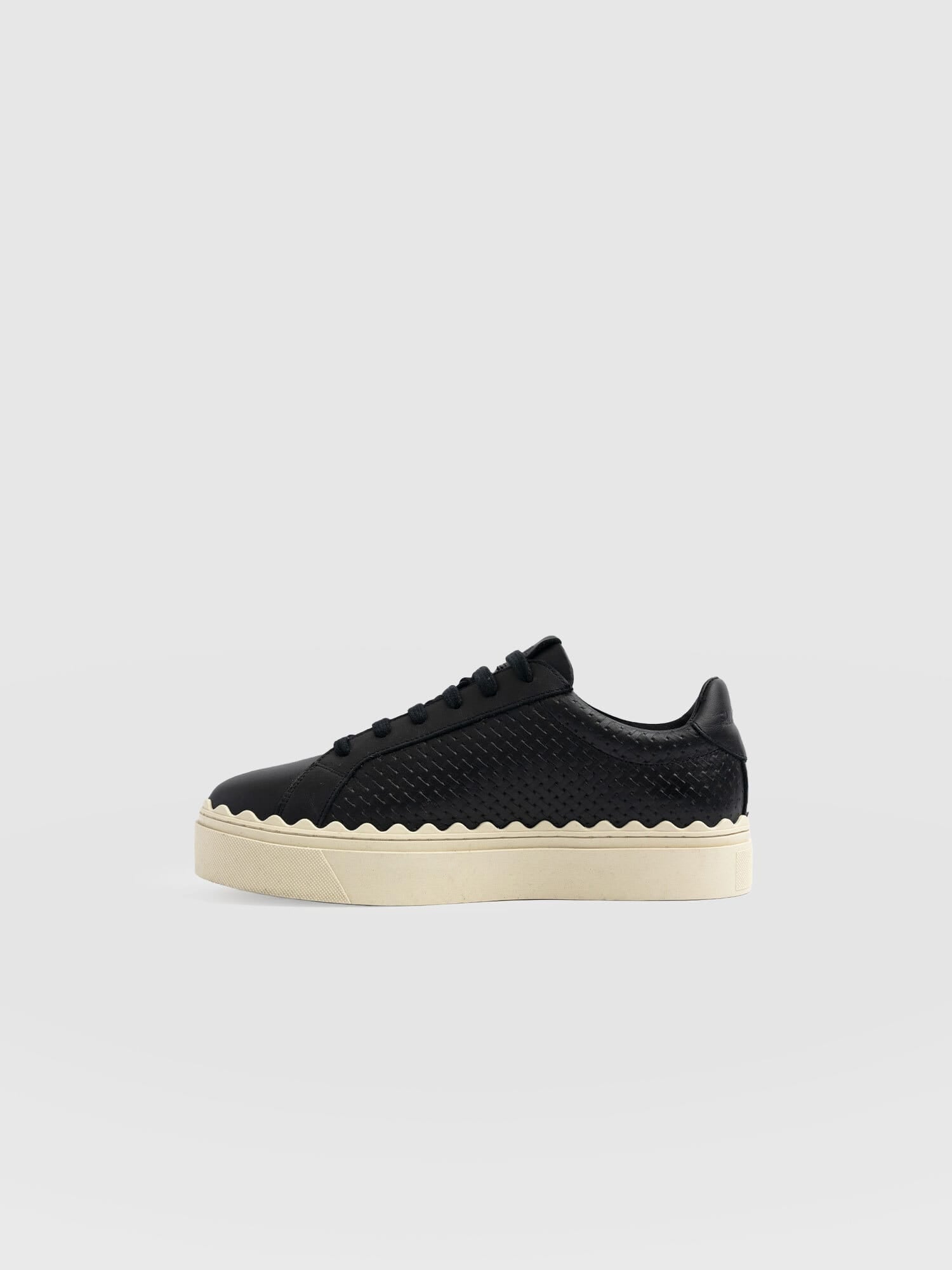 Brook Scallop Trainer Black - Women's Trainers | Saint + Sofia® EU