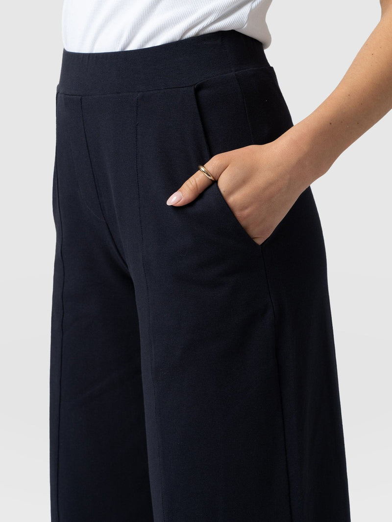 Cara Wide Leg Culotte Navy - Women's Culottes | Saint + Sofia® EU