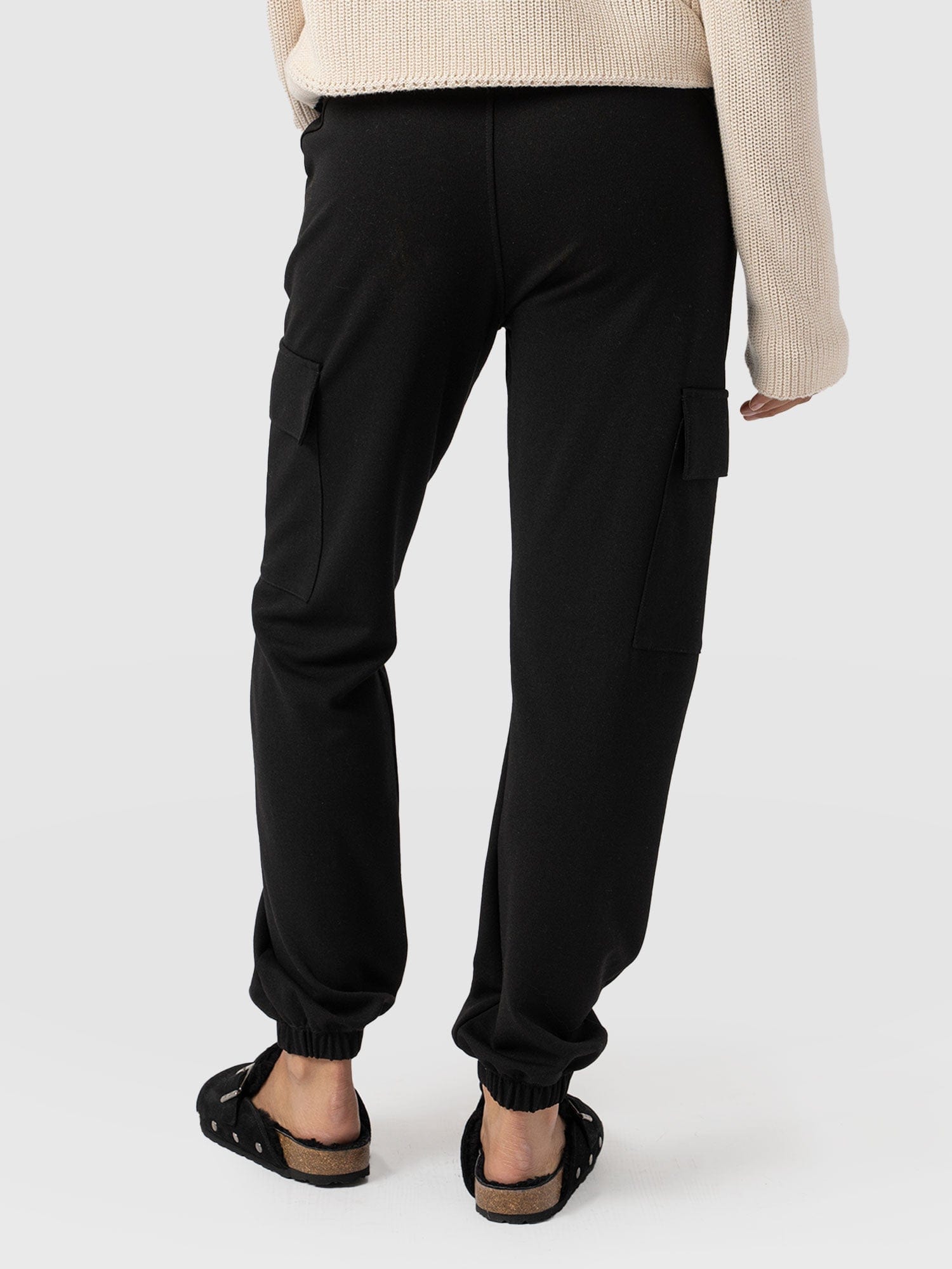 Cargo Tapered Pant - Black - Women's Trousers | Saint + Sofia® EU