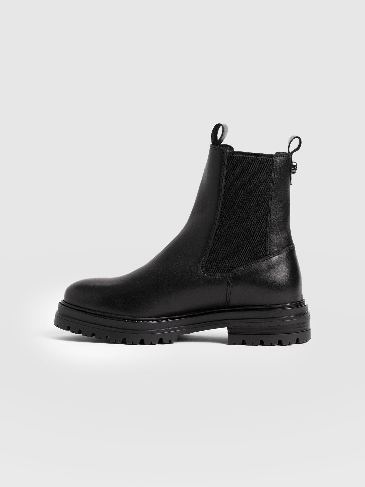 Carnaby Chelsea Boot Black - Women's Leather Boots | Saint + Sofia® EU