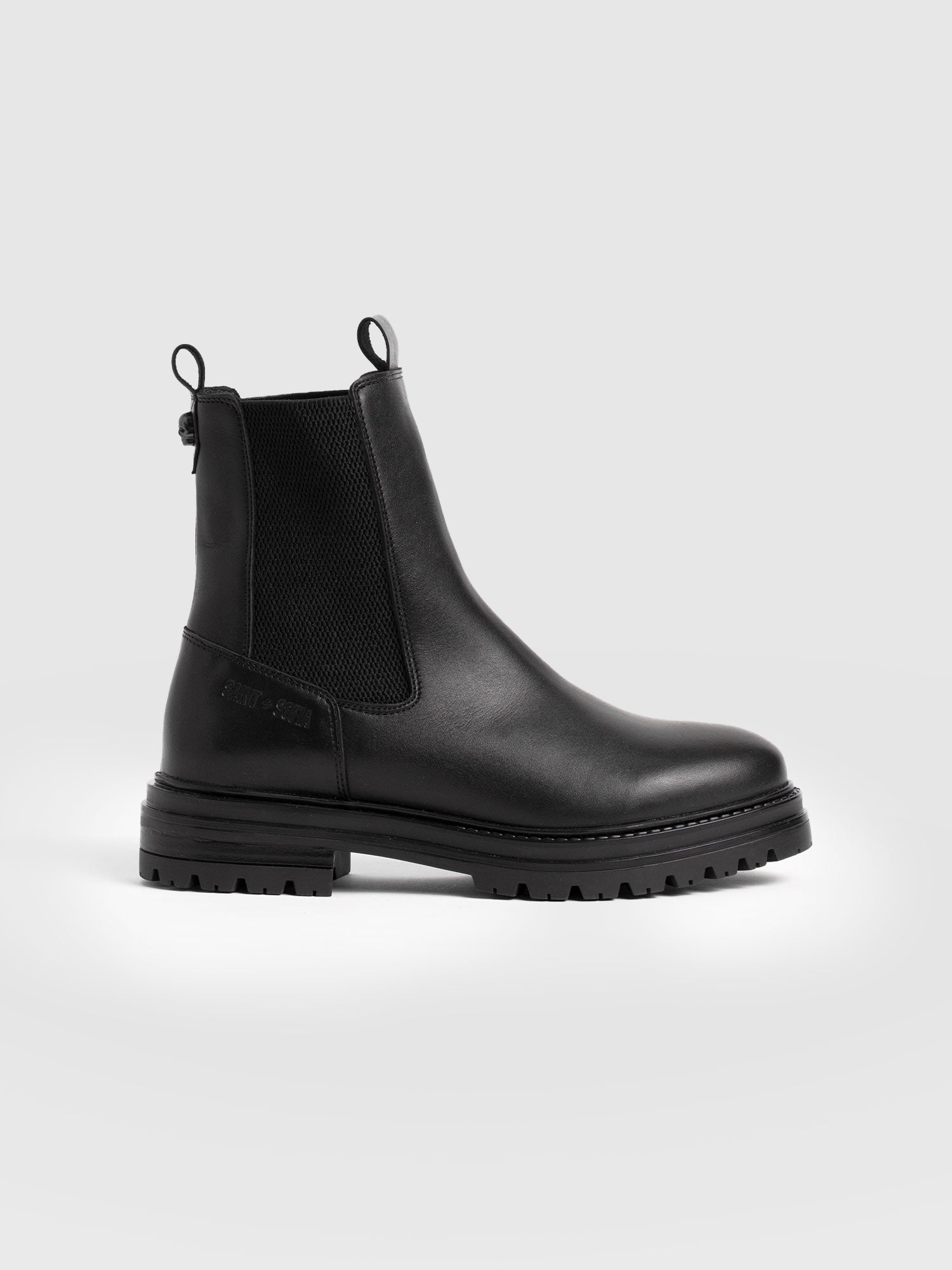 Carnaby Chelsea Boot Black - Women's Leather Boots | Saint + Sofia® EU