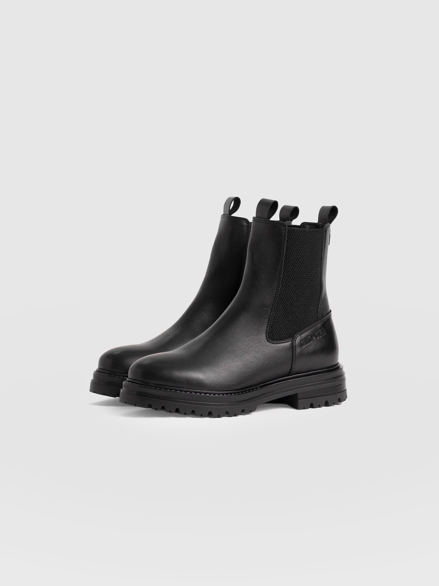Carnaby Chelsea Boot Black - Women's Leather Boots | Saint + Sofia® EU