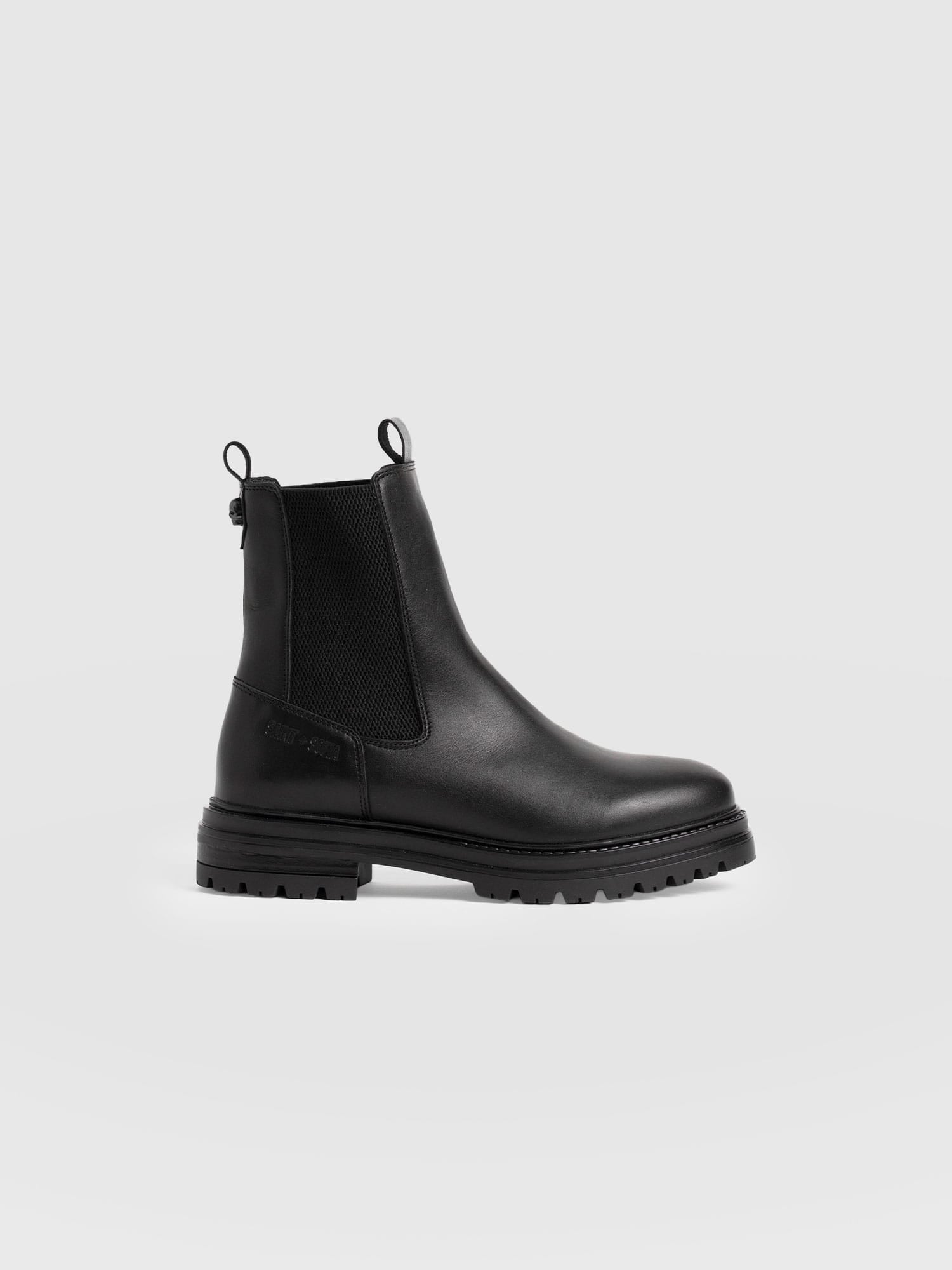 Carnaby Chelsea Boot Black - Women's Leather Boots | Saint + Sofia® EU