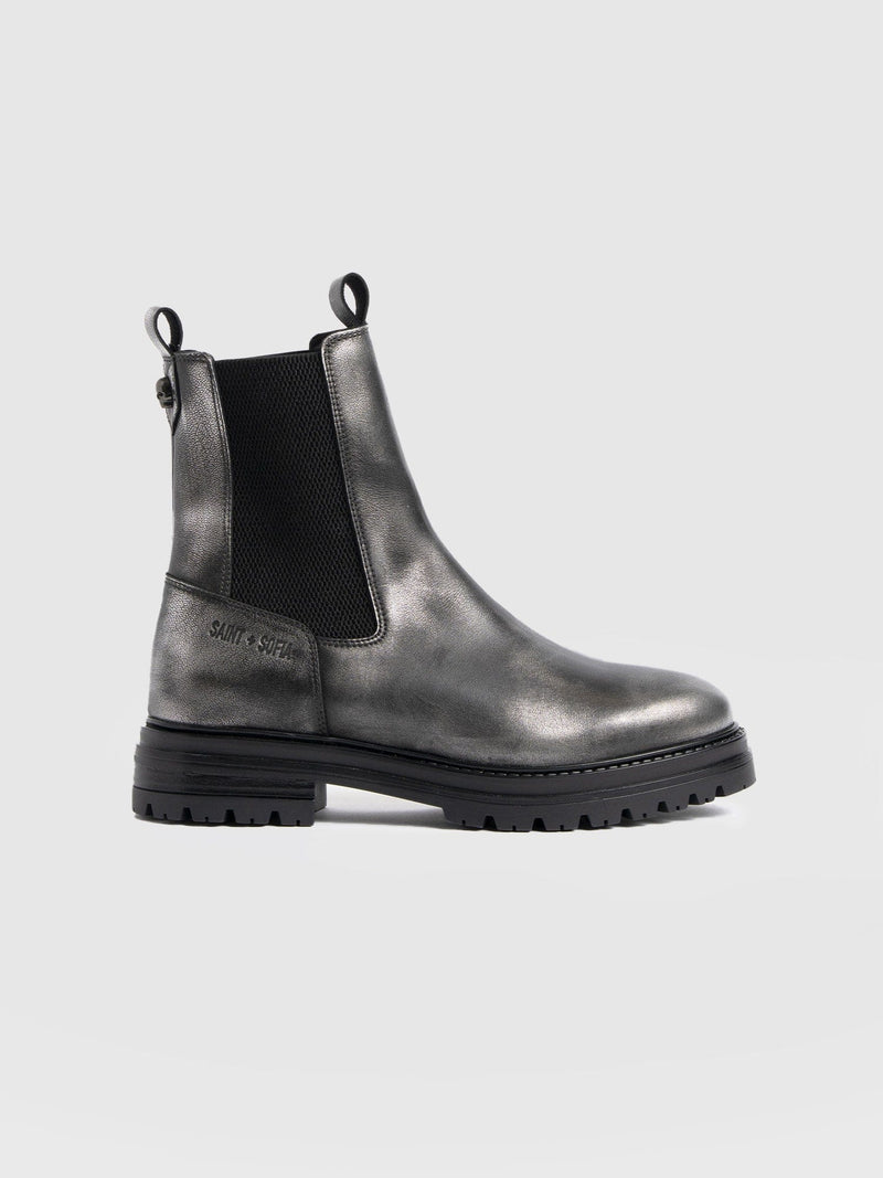 Carnaby Chelsea Boot - Gunmetal - Women's Shoes | Saint + Sofia® EU
