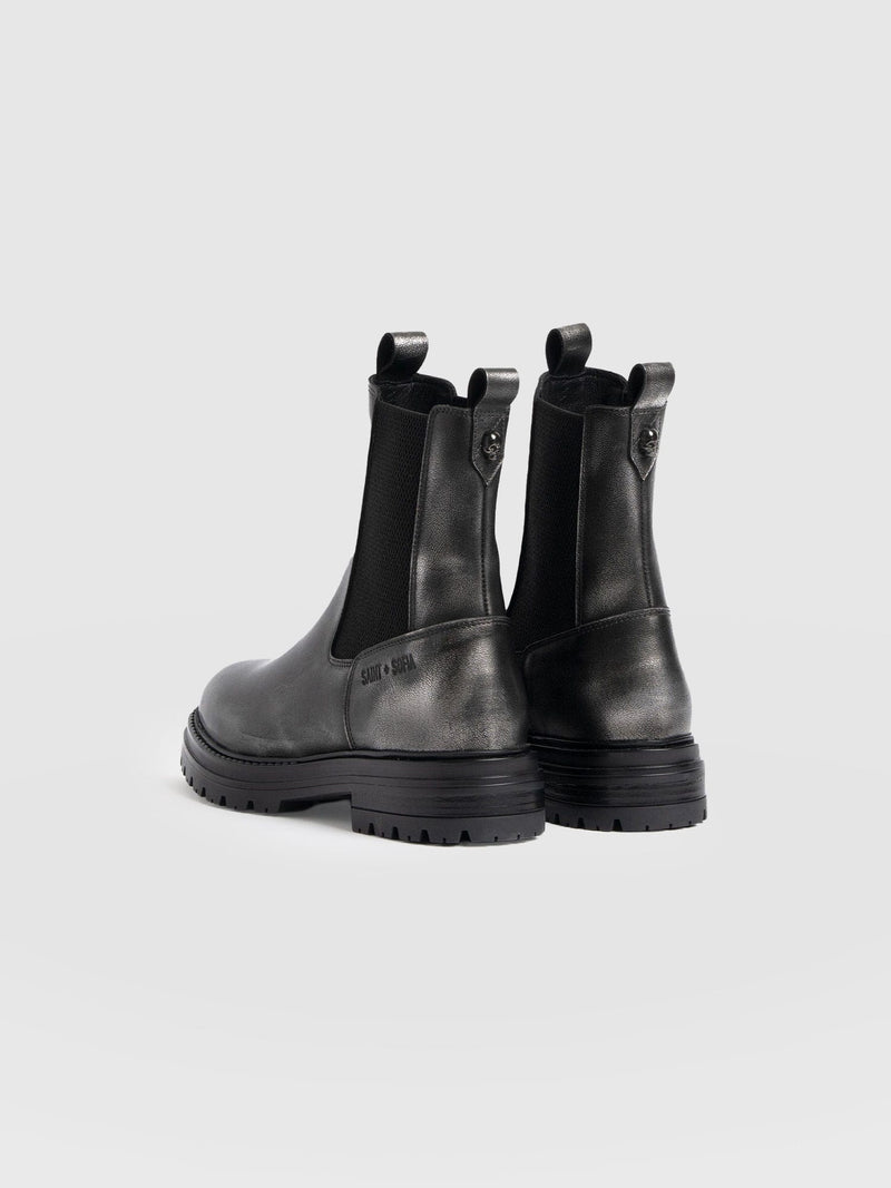 Carnaby Chelsea Boot - Gunmetal - Women's Shoes | Saint + Sofia® EU