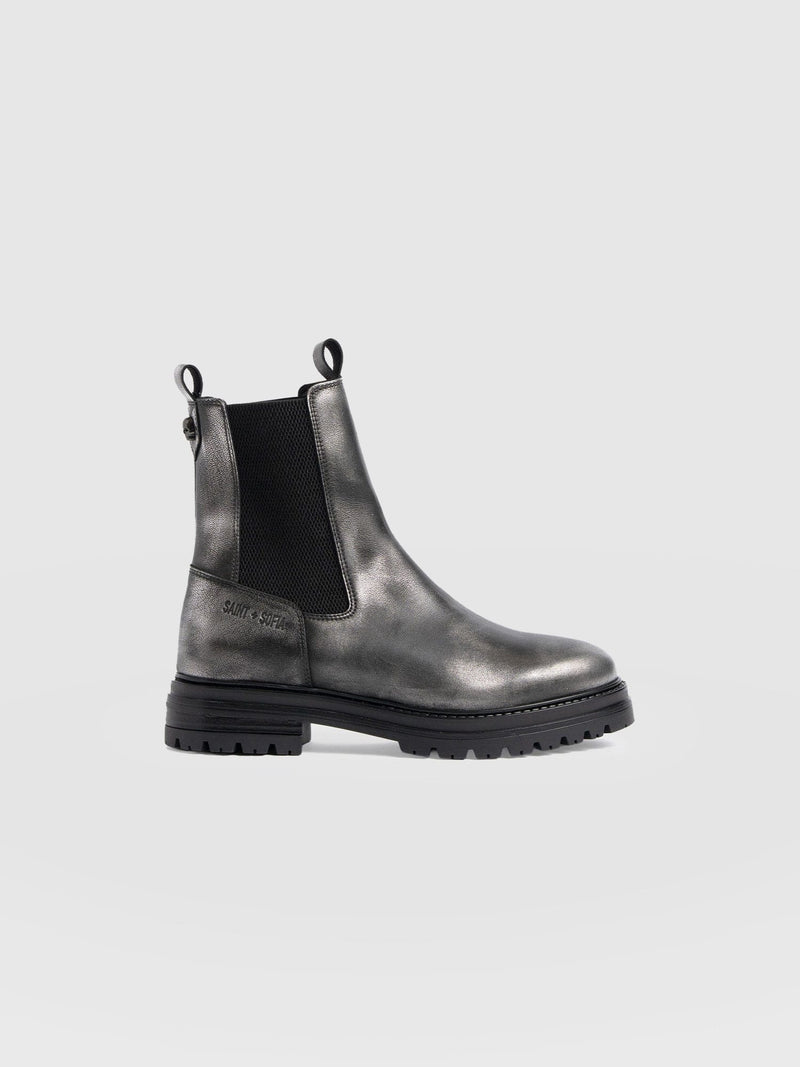 Carnaby Chelsea Boot - Gunmetal - Women's Shoes | Saint + Sofia® EU