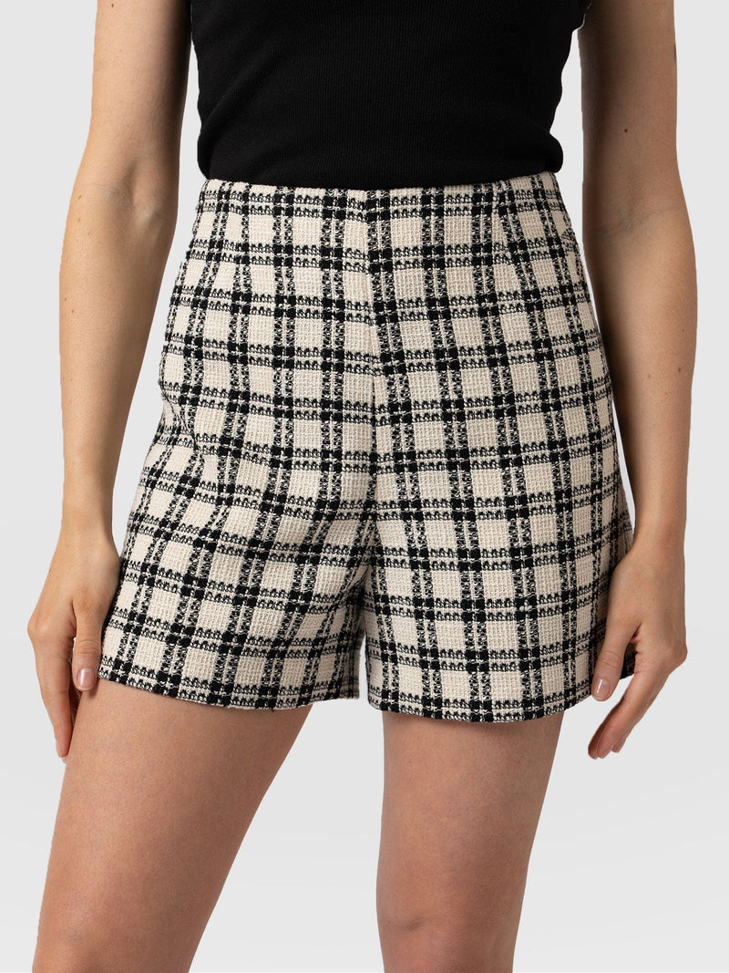 Carnaby Short Black & Cream Check - Women's Shorts | Saint + Sofia® EU ...