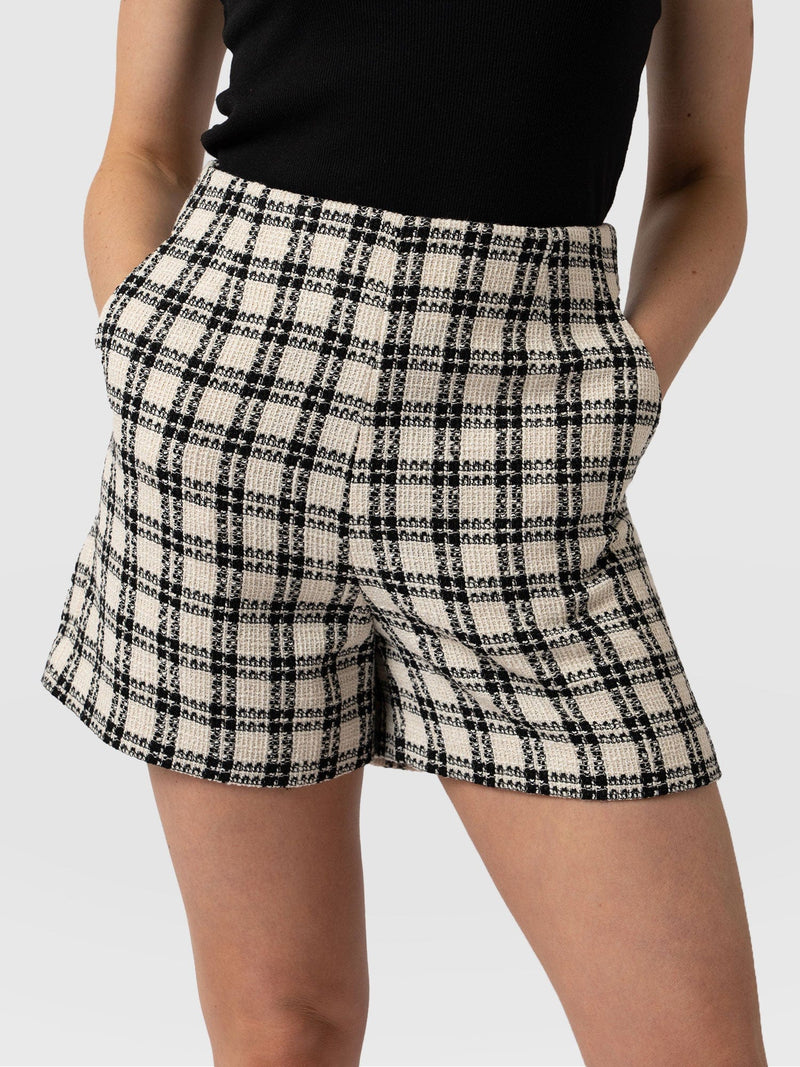 Carnaby Short Black & Cream Check - Women's Shorts | Saint + Sofia® UK