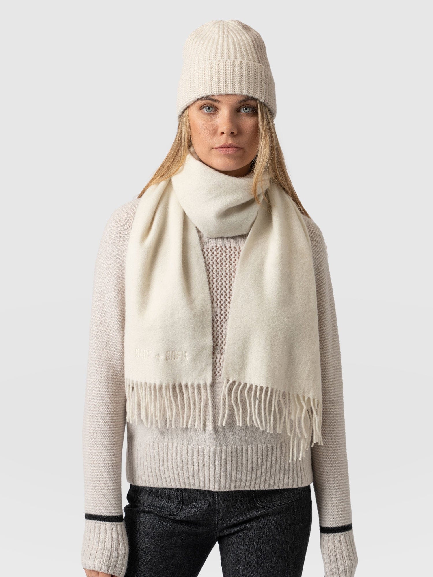 Cashmere Beanie Cream/Beige - Women's Hats | Saint + Sofia® EU