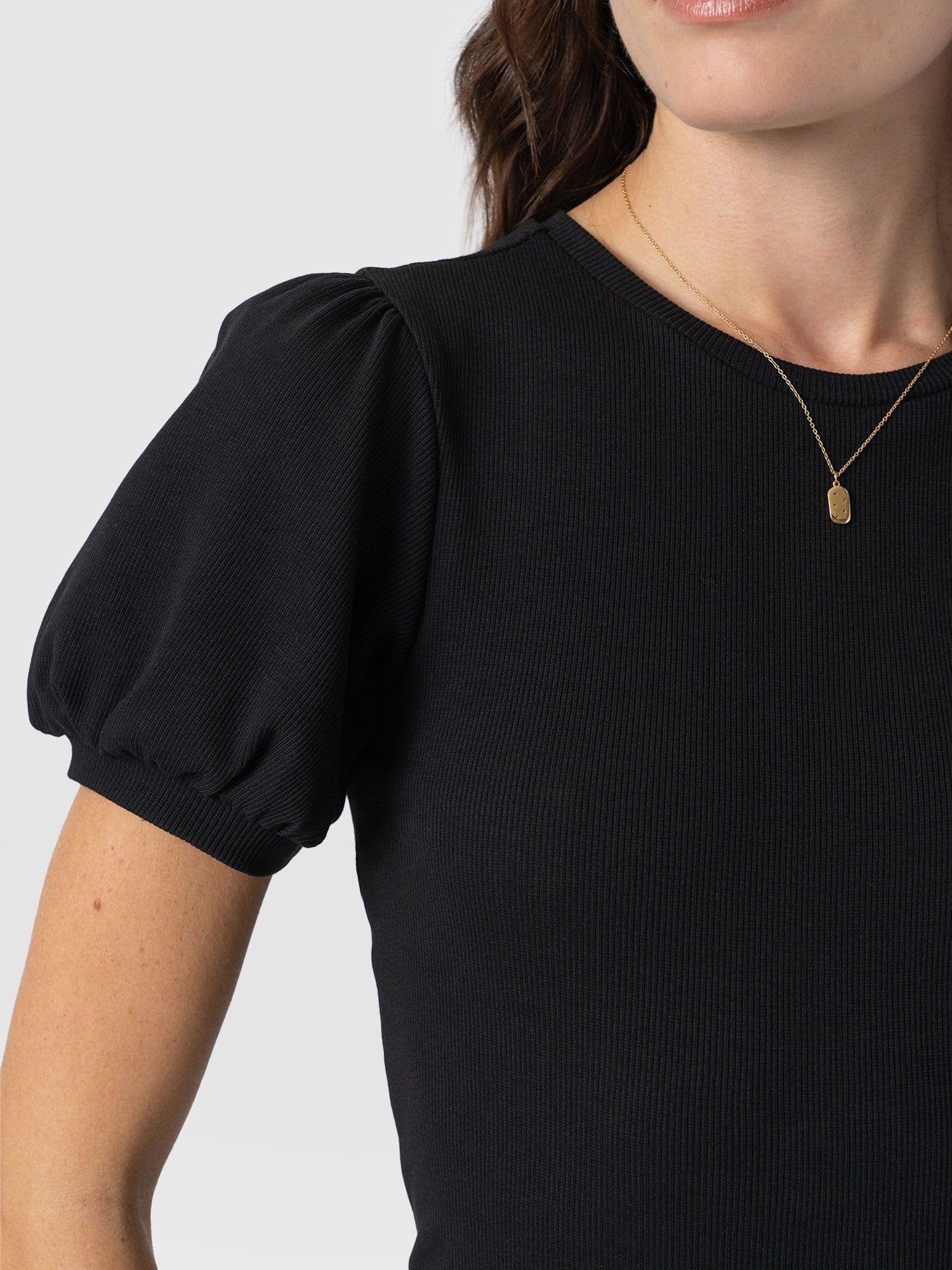 Cavendish Tee Puff Sleeve Black - Women's T-Shirts | Saint + Sofia® EU
