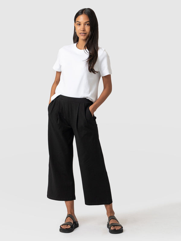 City Culotte Black - Women's Culottes | Saint + Sofia® EU