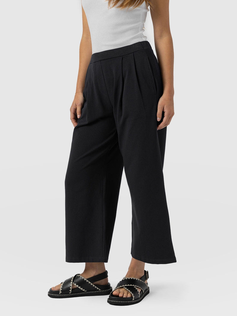 City Culotte Black - Women's Culottes | Saint + Sofia® EU