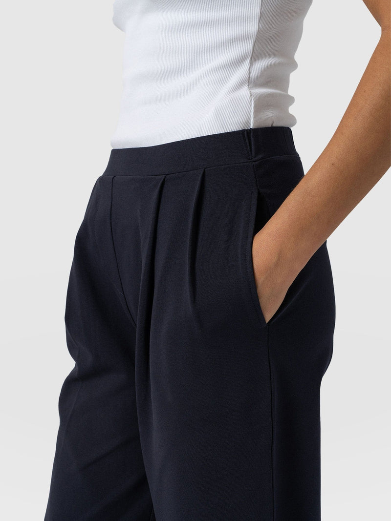 City Culotte Navy - Women's Culottes | Saint + Sofia® EU