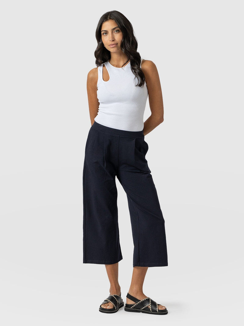 City Culotte Navy - Women's Culottes | Saint + Sofia® EU