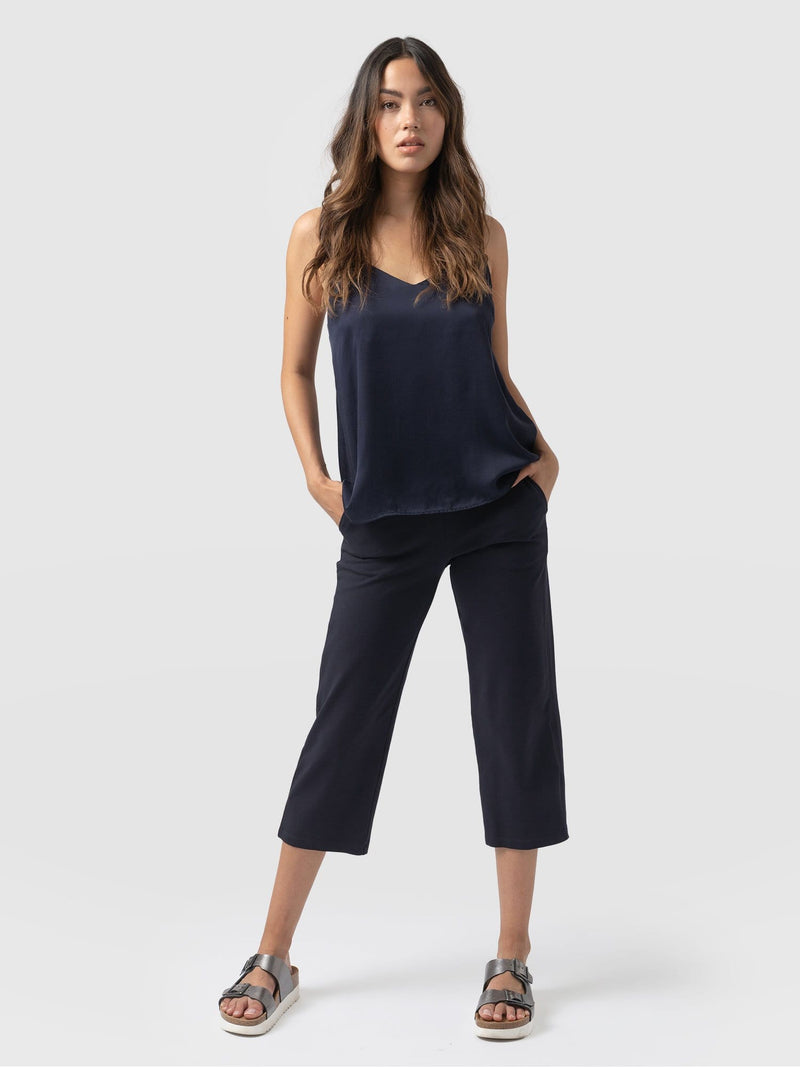 City Culotte Navy - Women's Culottes | Saint + Sofia® EU