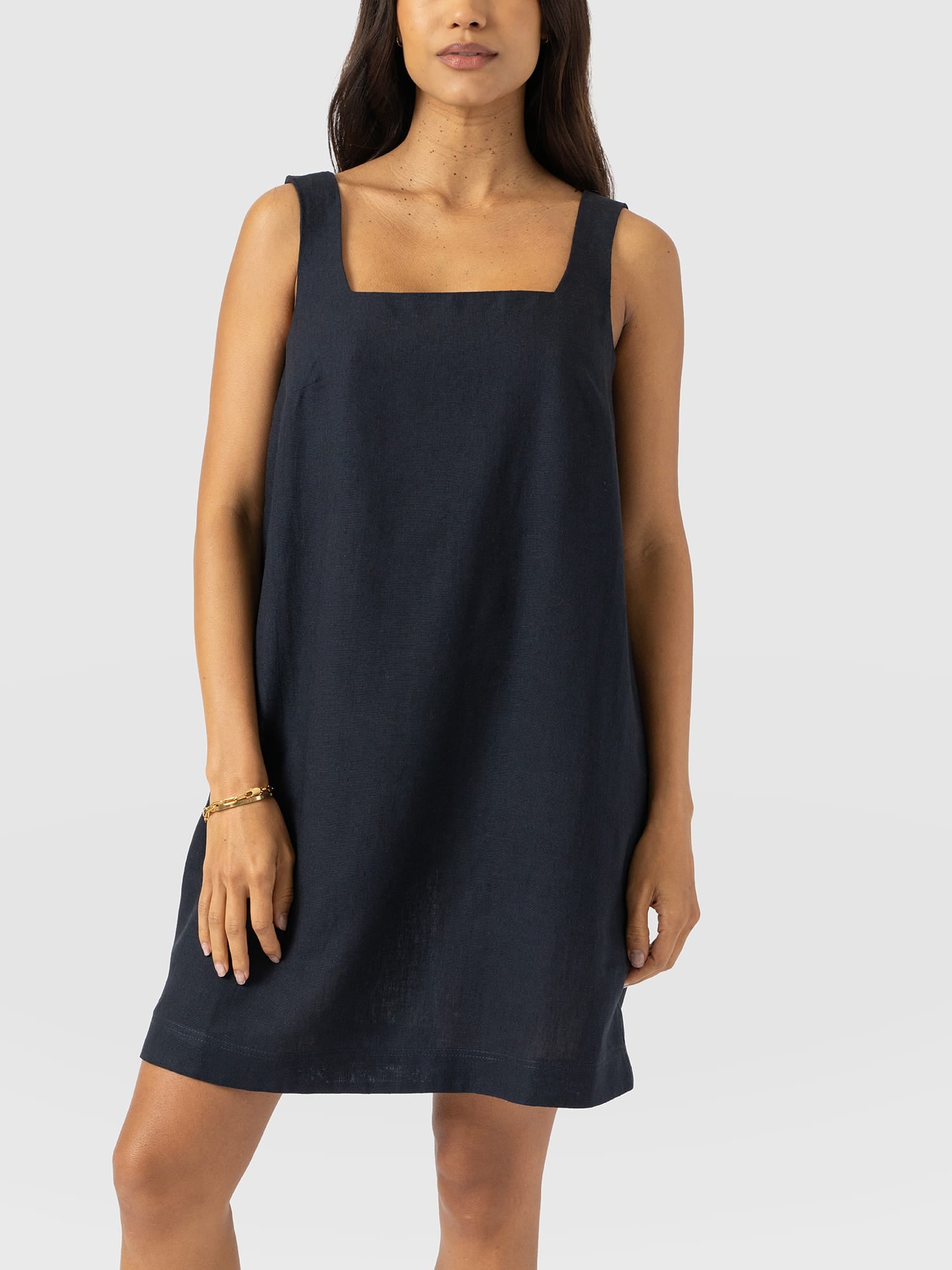 Corinne Linen Cami Dress - Navy - Women's Dresses | Saint + Sofia® EU