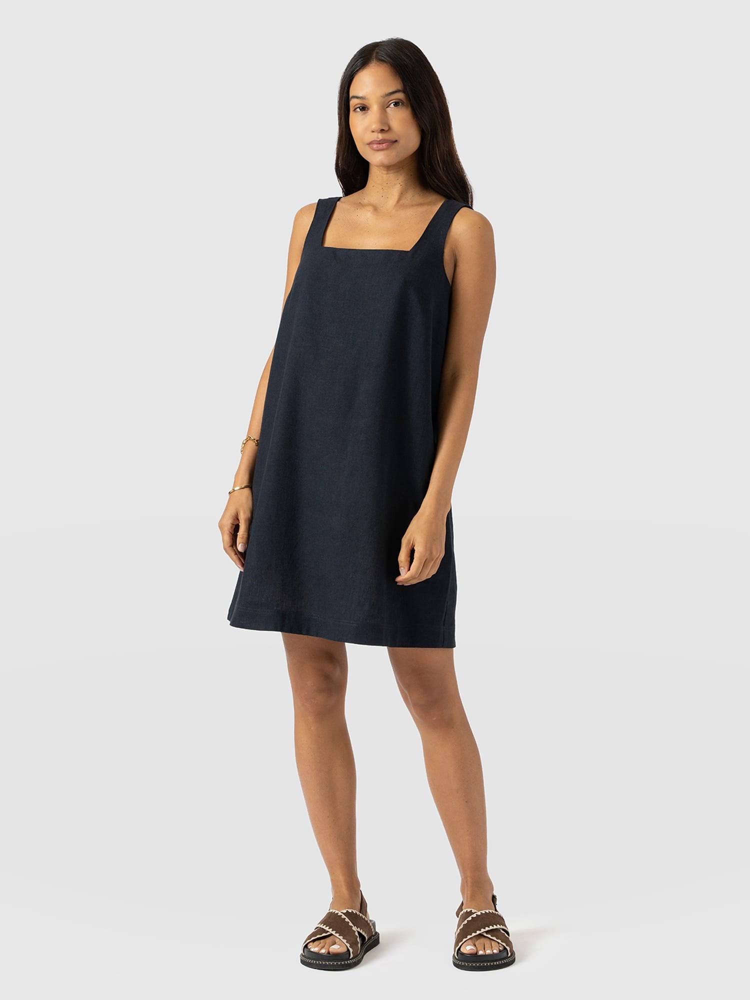Corinne Linen Cami Dress - Navy - Women's Dresses | Saint + Sofia® EU
