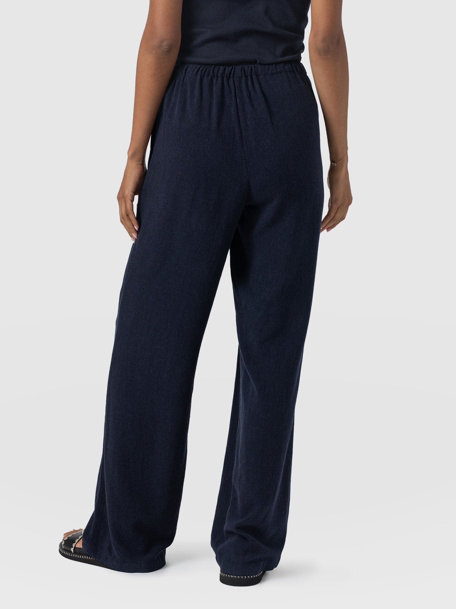 Corinne Linen Pant - Navy - Women's Trousers | Saint + Sofia® EU