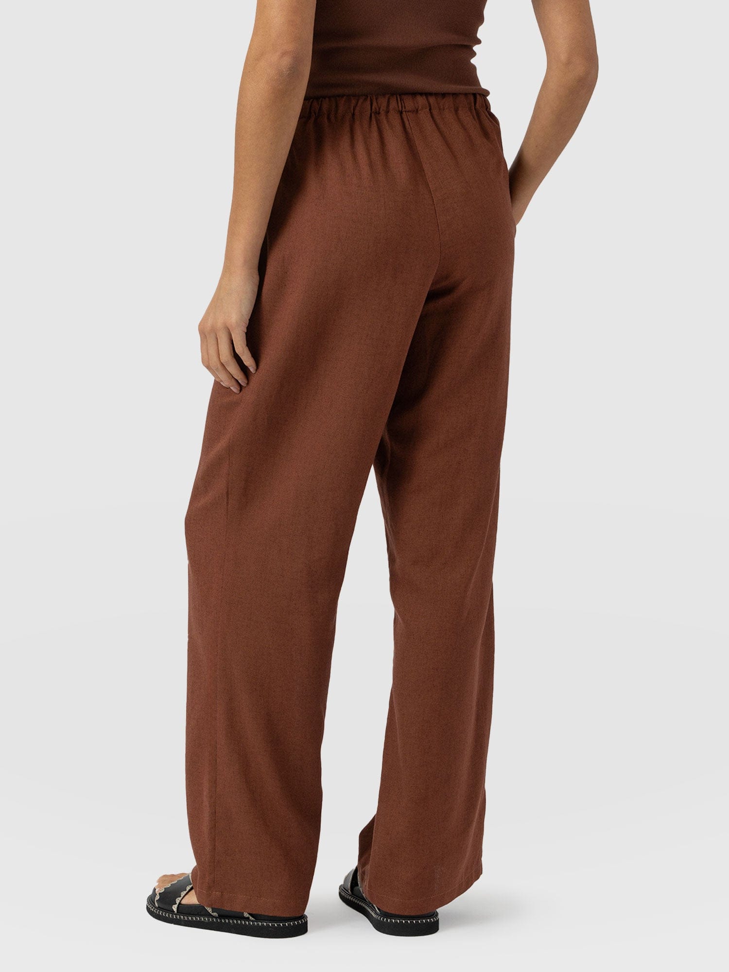 Corinne Linen Pant - Russet Brown - Women's Trousers | Saint + Sofia® EU
