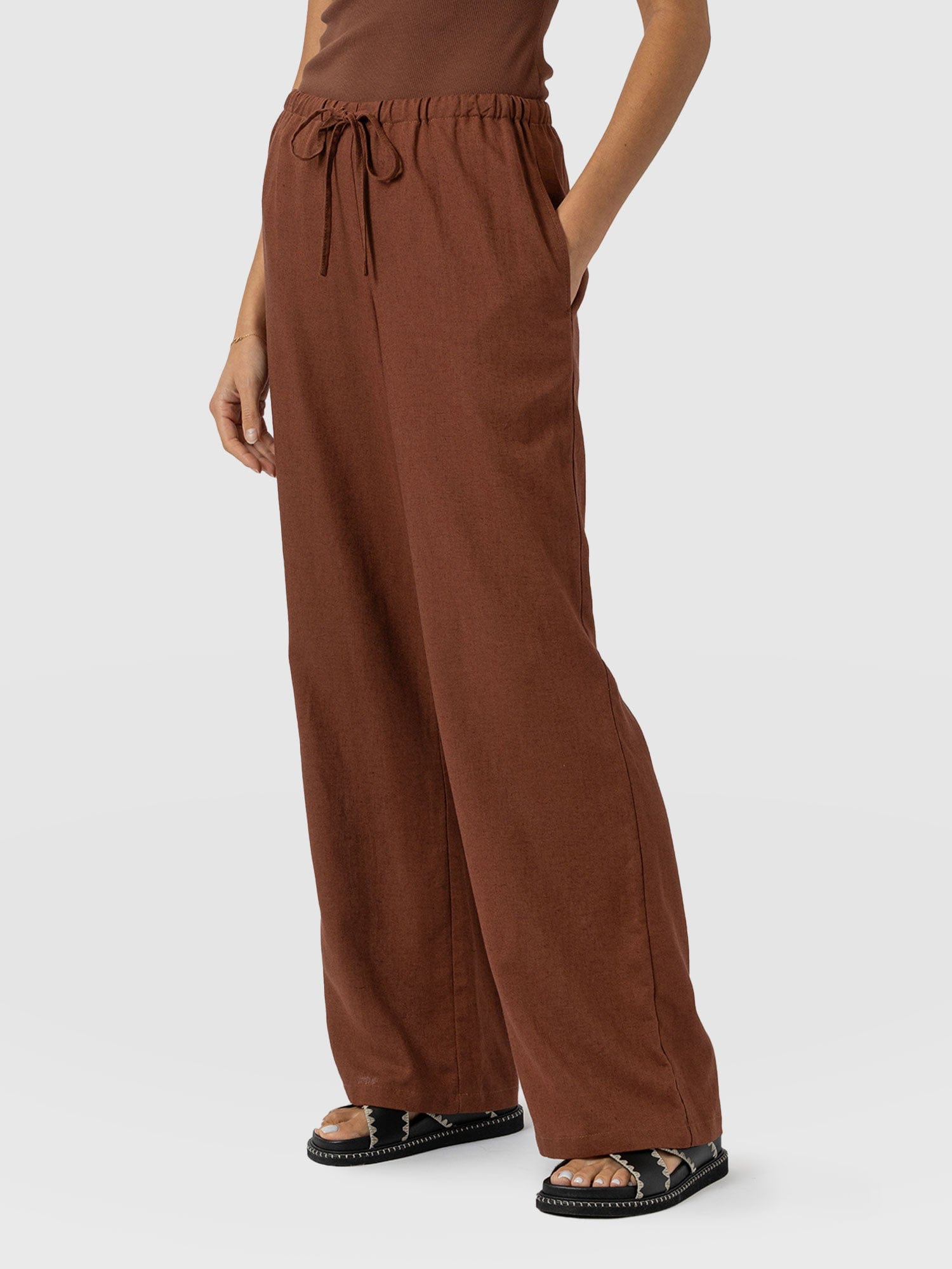 Corinne Linen Pant - Russet Brown - Women's Trousers | Saint + Sofia® EU