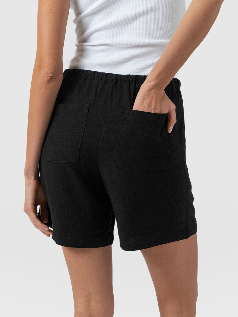 Corinne Short Black - Women's Shorts | Saint + Sofia® EU