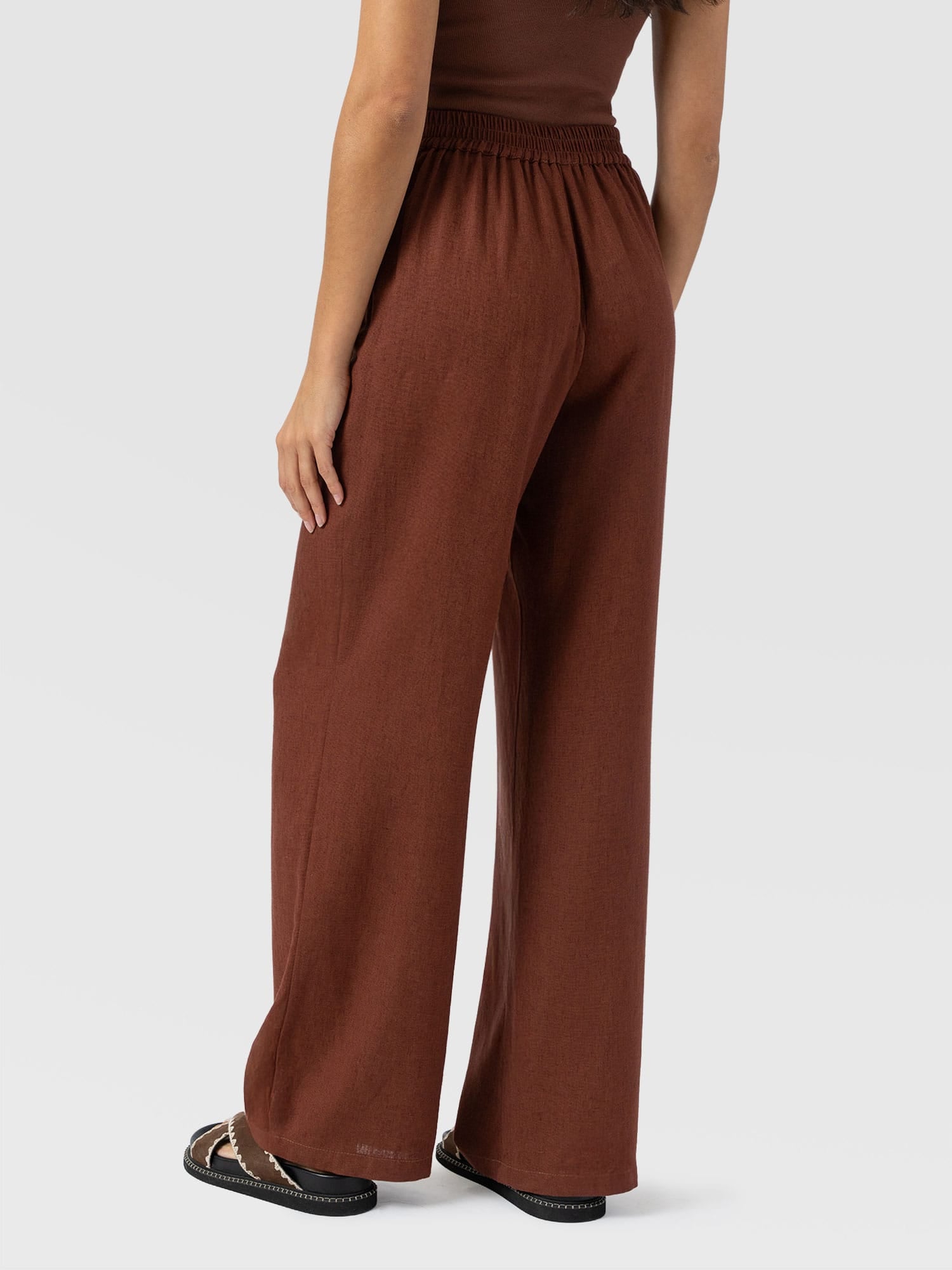 Corinne Wide Leg Linen Pant - Russet Brown - Women's Trousers | Saint + Sofia® EU