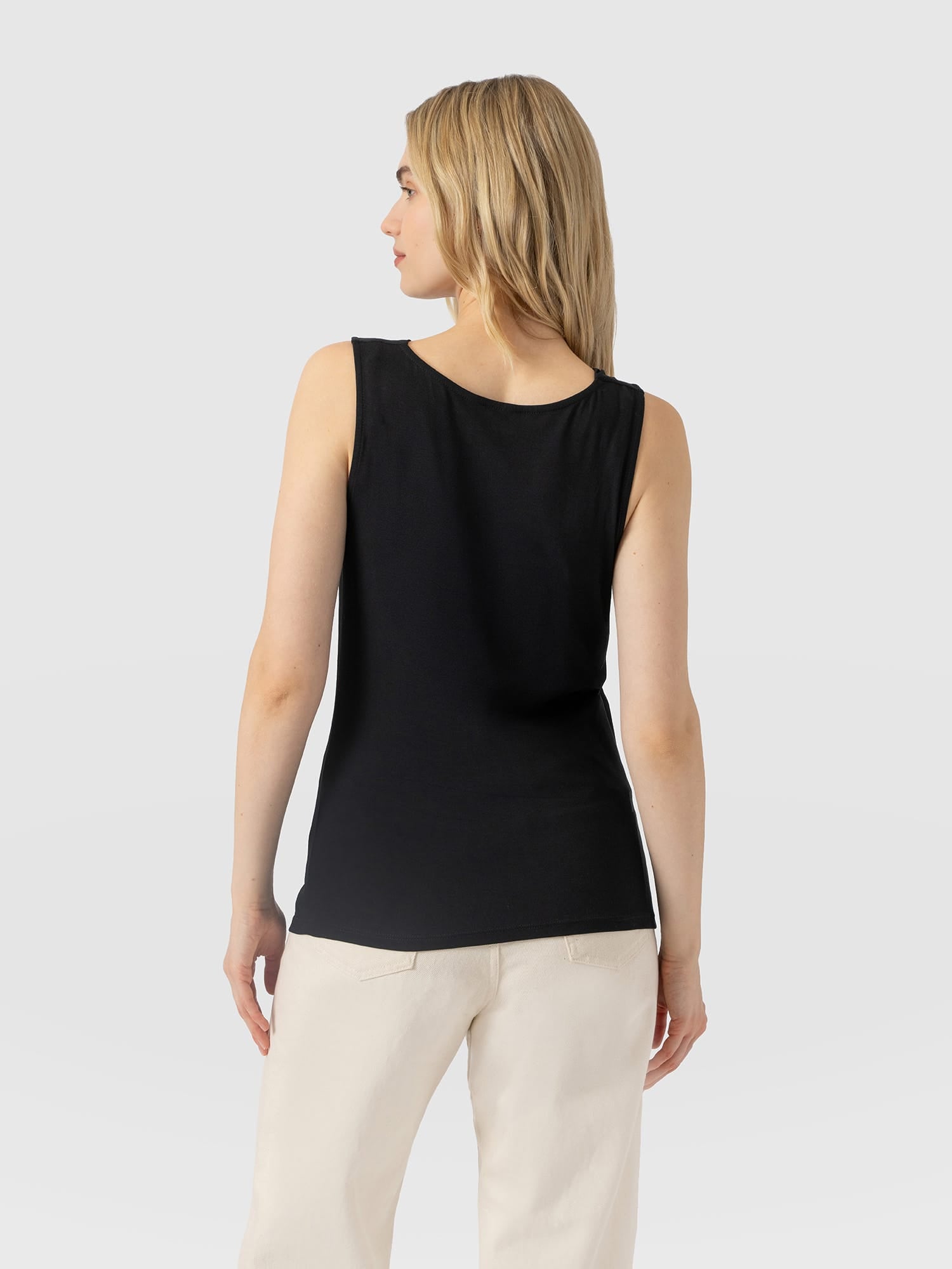 Cowl Neck Cami Black - Women's T-Shirts | Saint and Sofia® EU