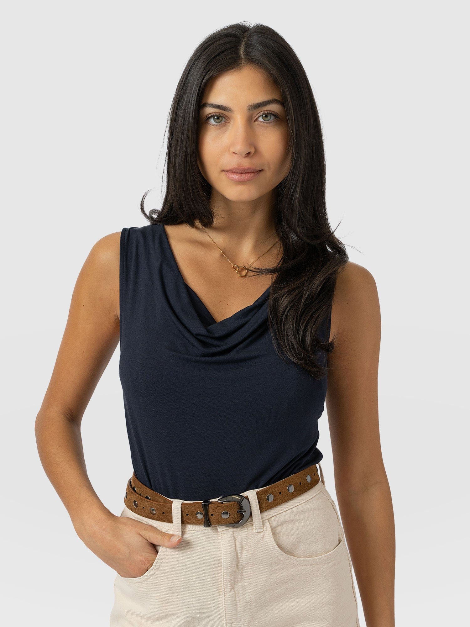 Cowl Neck Cami Navy - Women's T-Shirts | Saint + Sofia® EU