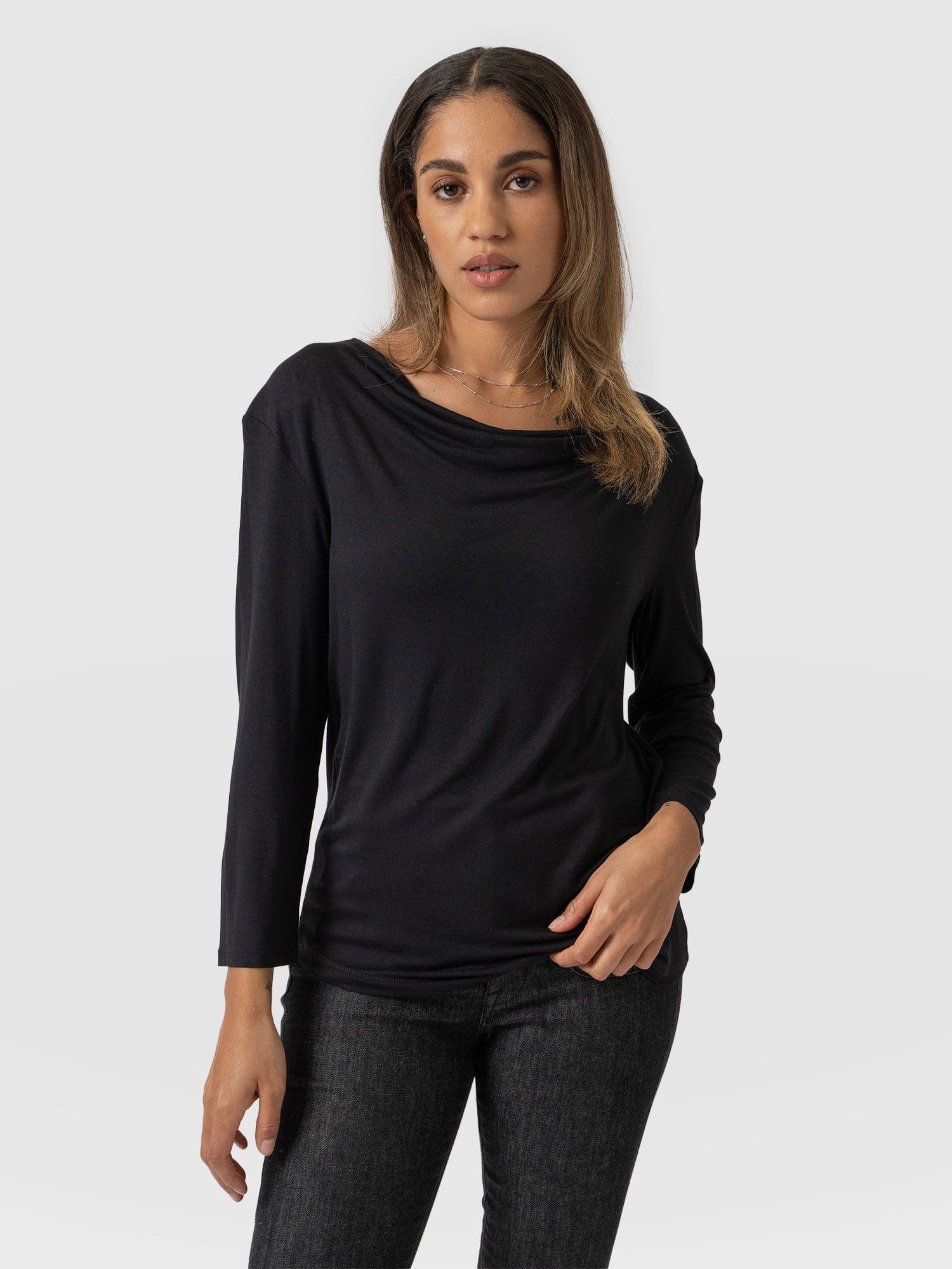 Cowl Neck Tee Black Long Sleeve - Women's T-Shirts | Saint + Sofia® EU