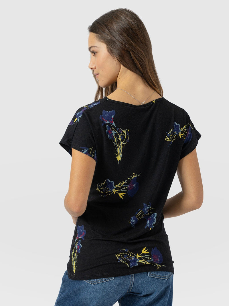 Cowl Neck Tee Blue Lily Gardens - Women's T-Shirts | Saint + Sofia® EU