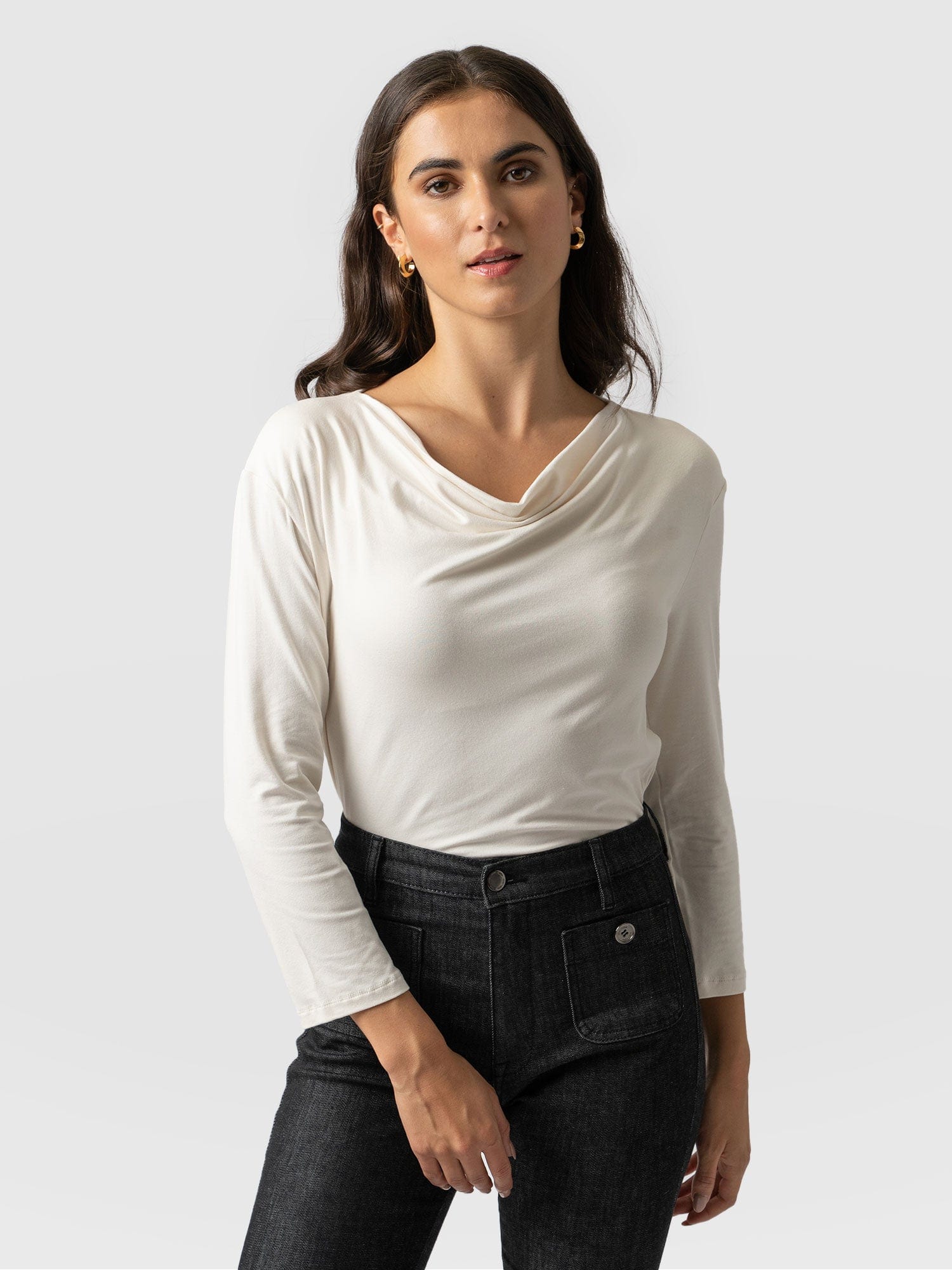 Cowl Neck Tee Cream Long Sleeve - Women's T-Shirts | Saint + Sofia® EU