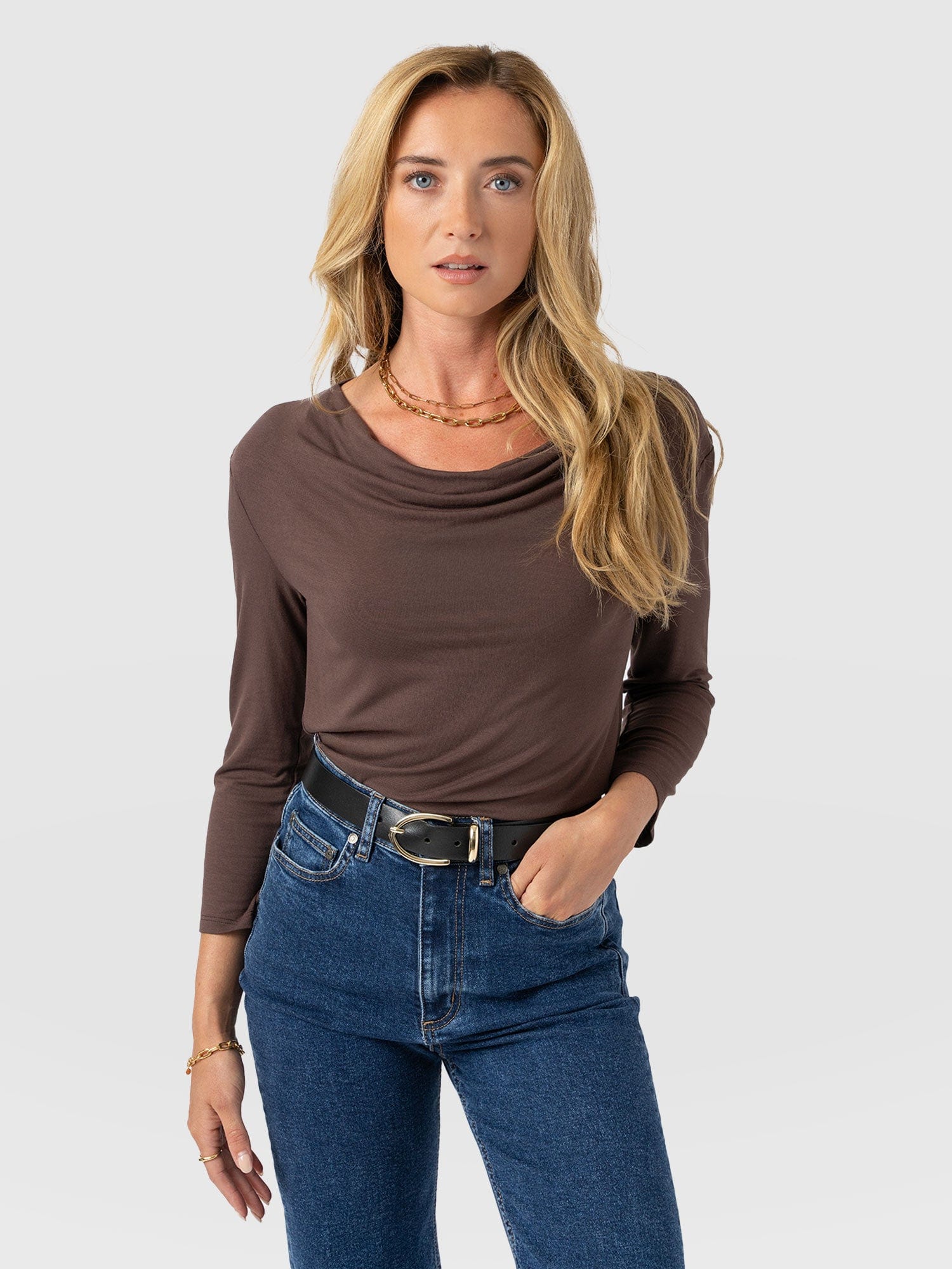 Cowl Neck Tee Long Sleeve - Maroon - Women's T-shirts | Saint + Sofia® EU