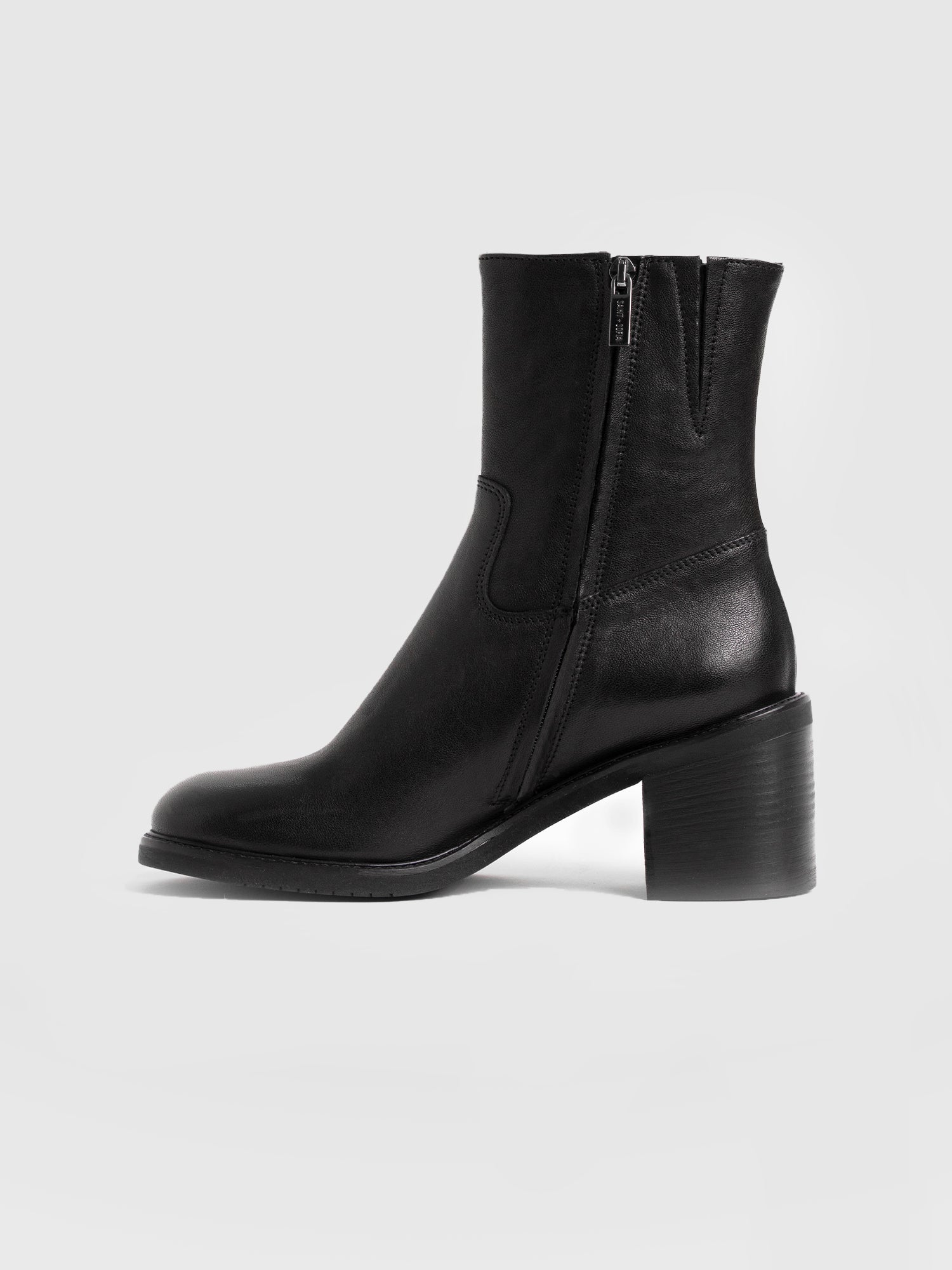 Dakota Ankle Boot - Black - Women's Shoes | Saint + Sofia® EU