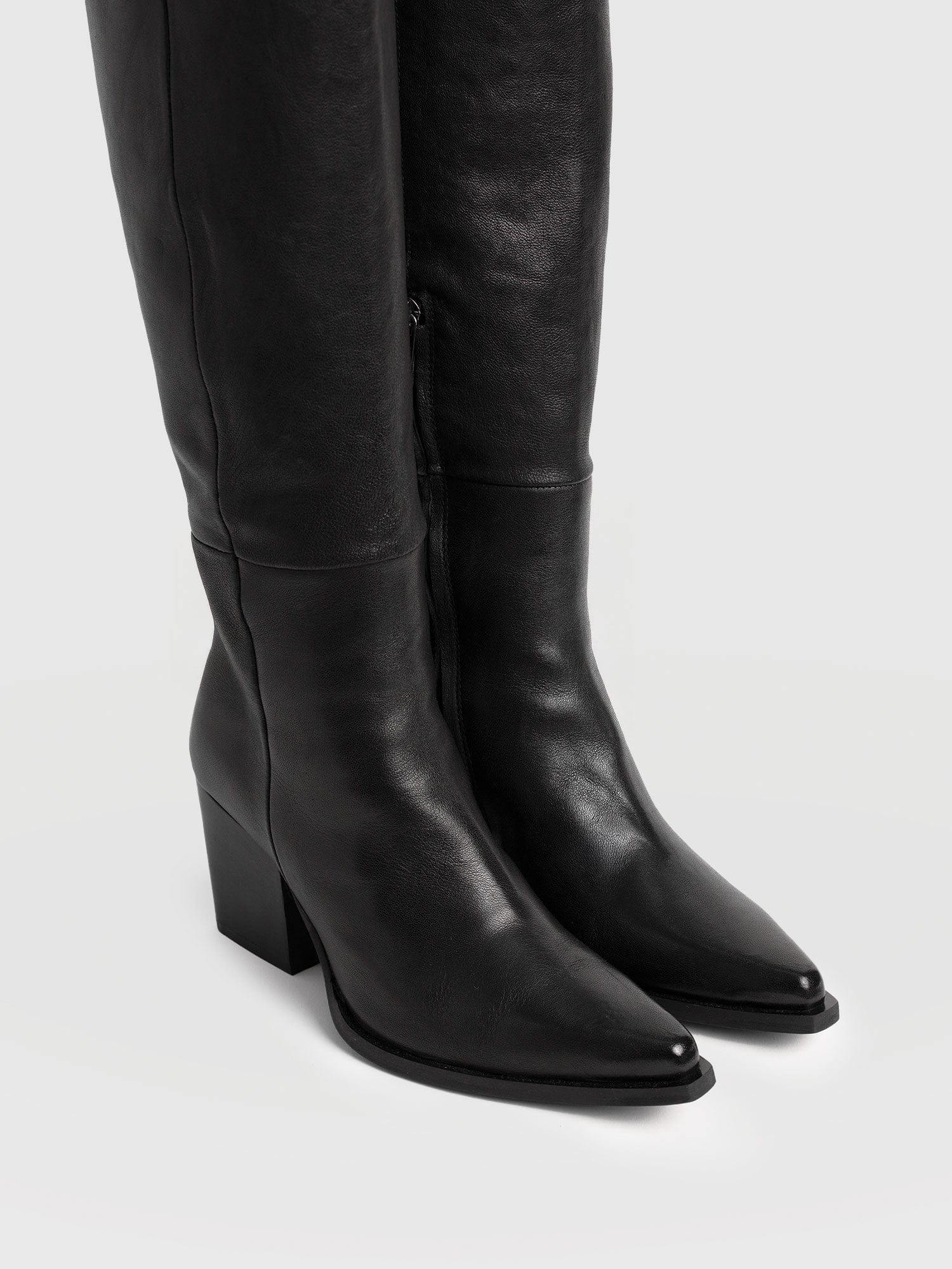 Dallas Knee High Boot - Black - Women's Shoes | Saint + Sofia® EU