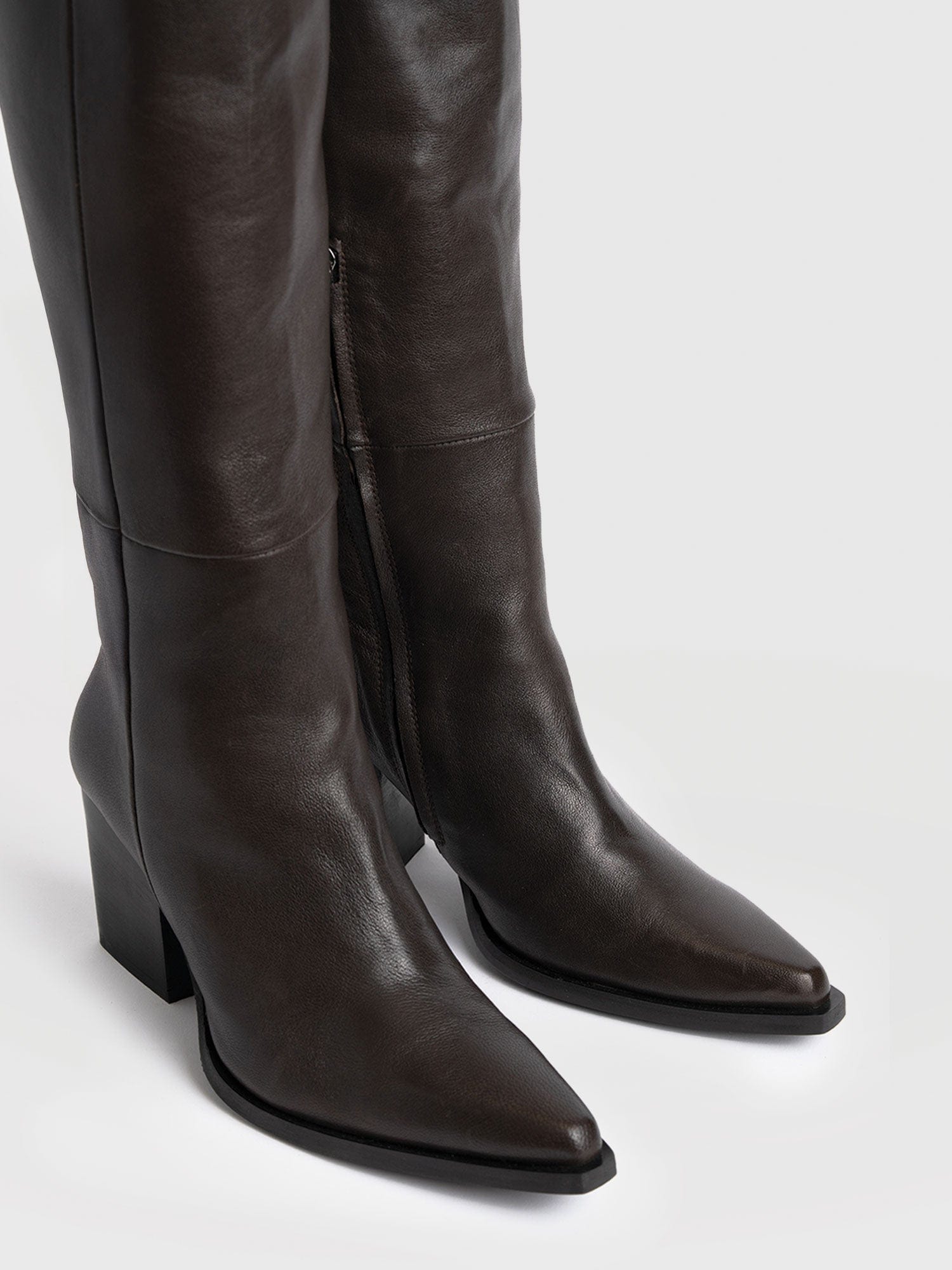 Dallas Knee High Boot - Chocolate - Women's Shoes | Saint + Sofia® EU