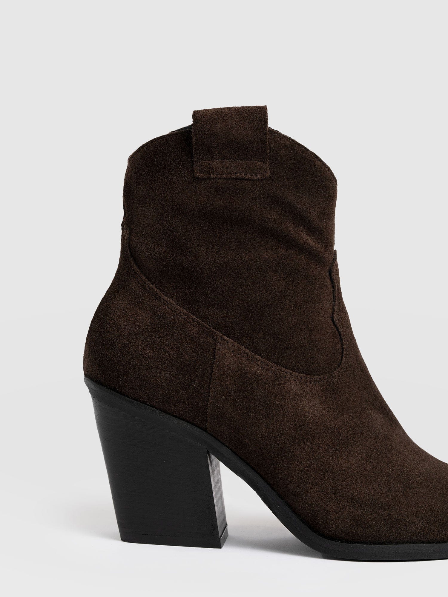 Dallas Mid Boot - Chocolate - Women's Shoes | Saint + Sofia® EU