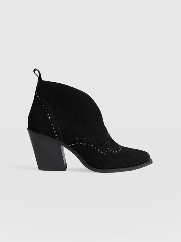 Dallas Studded Ankle Boot Black - Women's Leather Boots | Saint + Sofia® EU