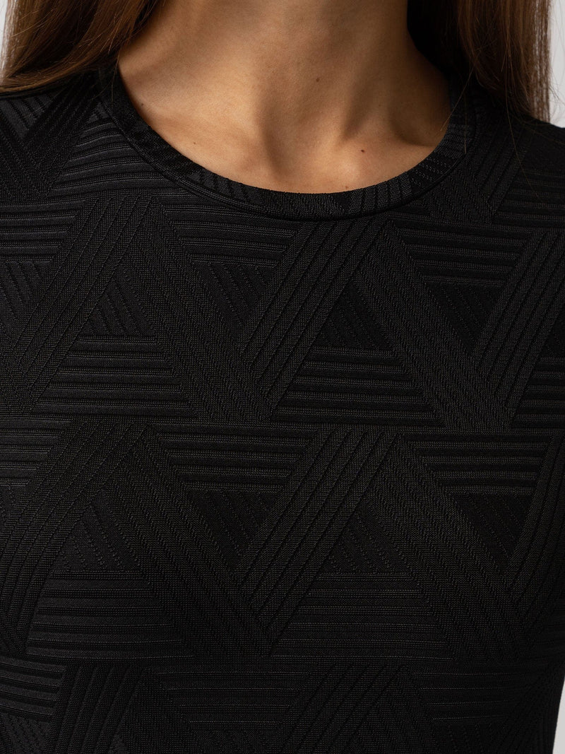 Darcey Long Sleeve Tee Black Jacquard - Women's Blouses | Saint + Sofia® EU