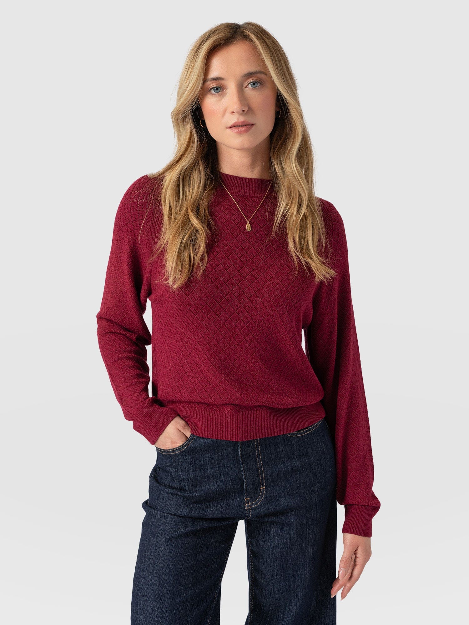 Diamond Knit Jumper Deep Pink - Women's Jumpers | Saint + Sofia® EU