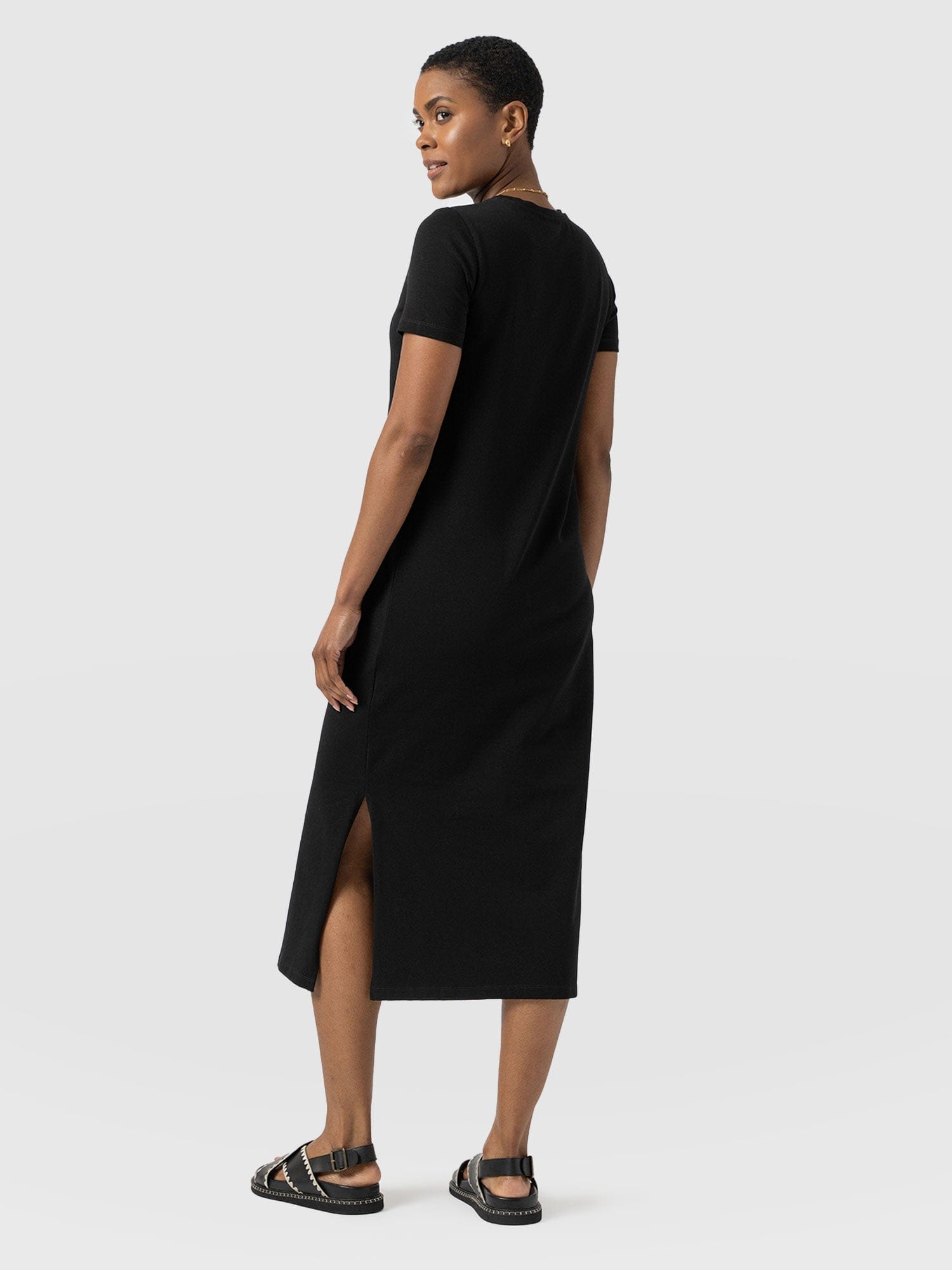 Easy T-Shirt Midi Dress - Black - Women's Dresss | Saint + Sofia® EU