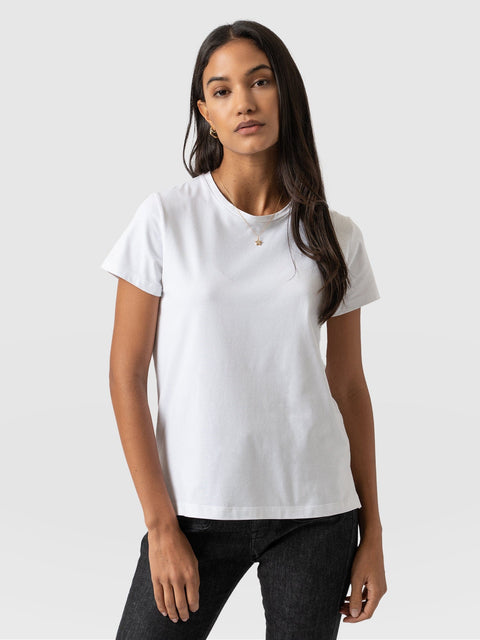 Easy Tee White - Women's T-Shirts | Saint and Sofia® EU