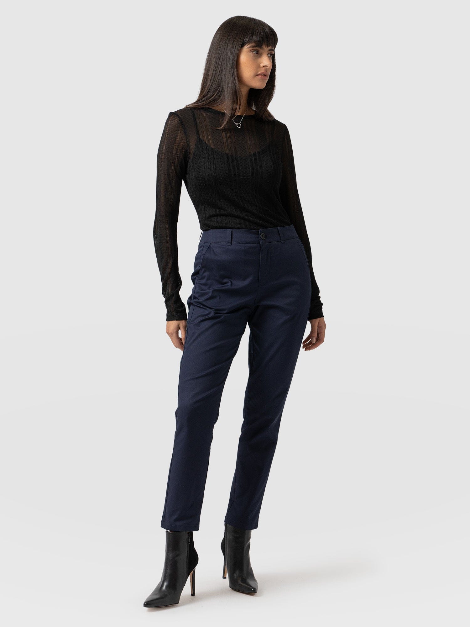 Eden Chino Navy - Women's Trousers | Saint + Sofia® EU