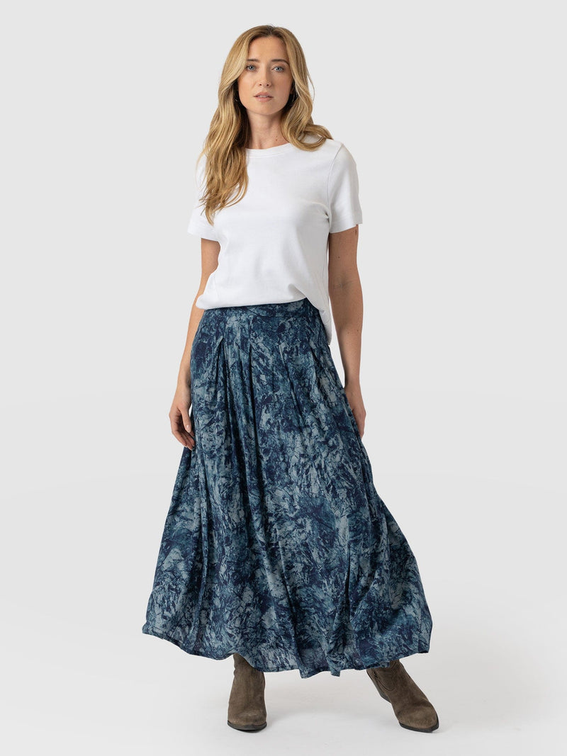 Eliza Pleated Skirt Blue Marble - Women's Skirts | Saint + Sofia® EU