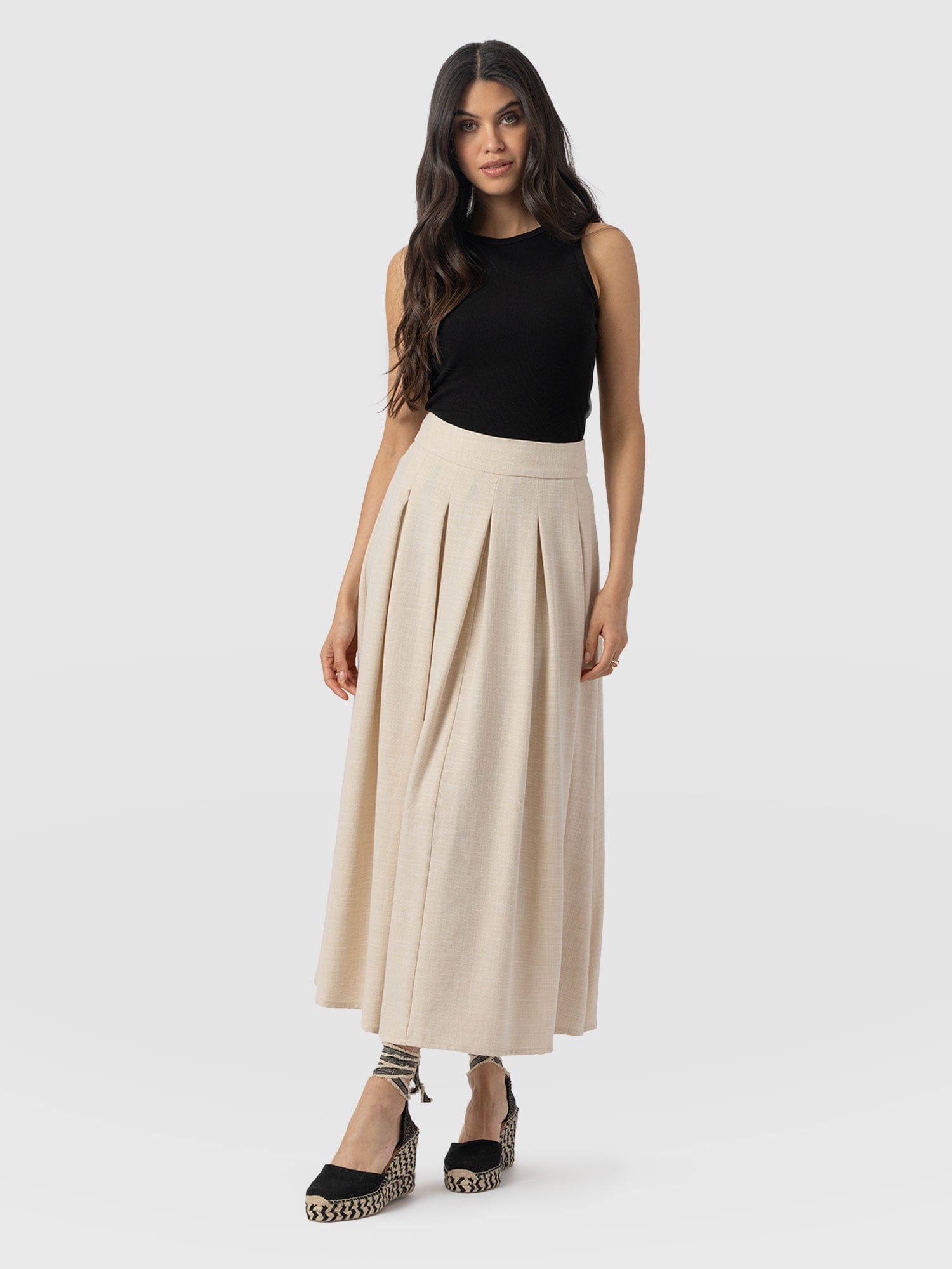 Eliza Pleated Skirt - Cream - Women's Skirts | Saint + Sofia® EU