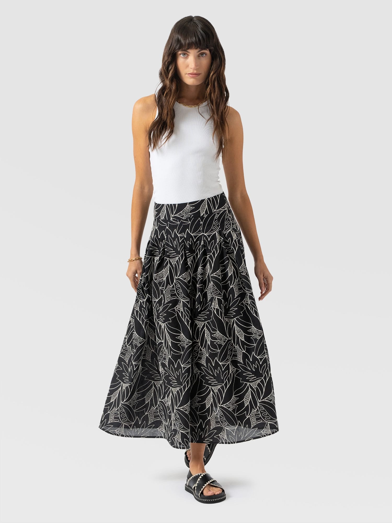 Eliza Skirt - Black Embroidered - Women's Skirts | Saint + Sofia® EU