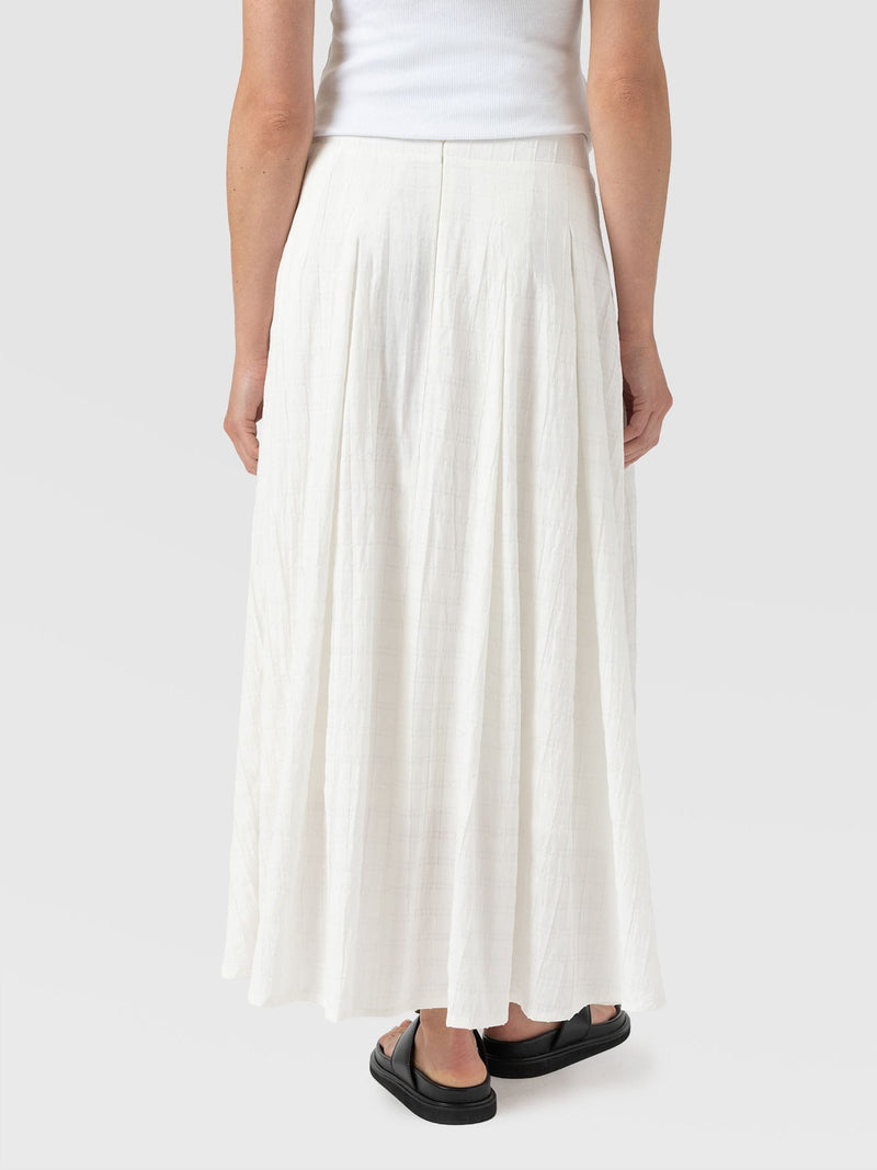 Eliza Pleated Skirt - White Textured - Women's Skirts | Saint + Sofia® EU