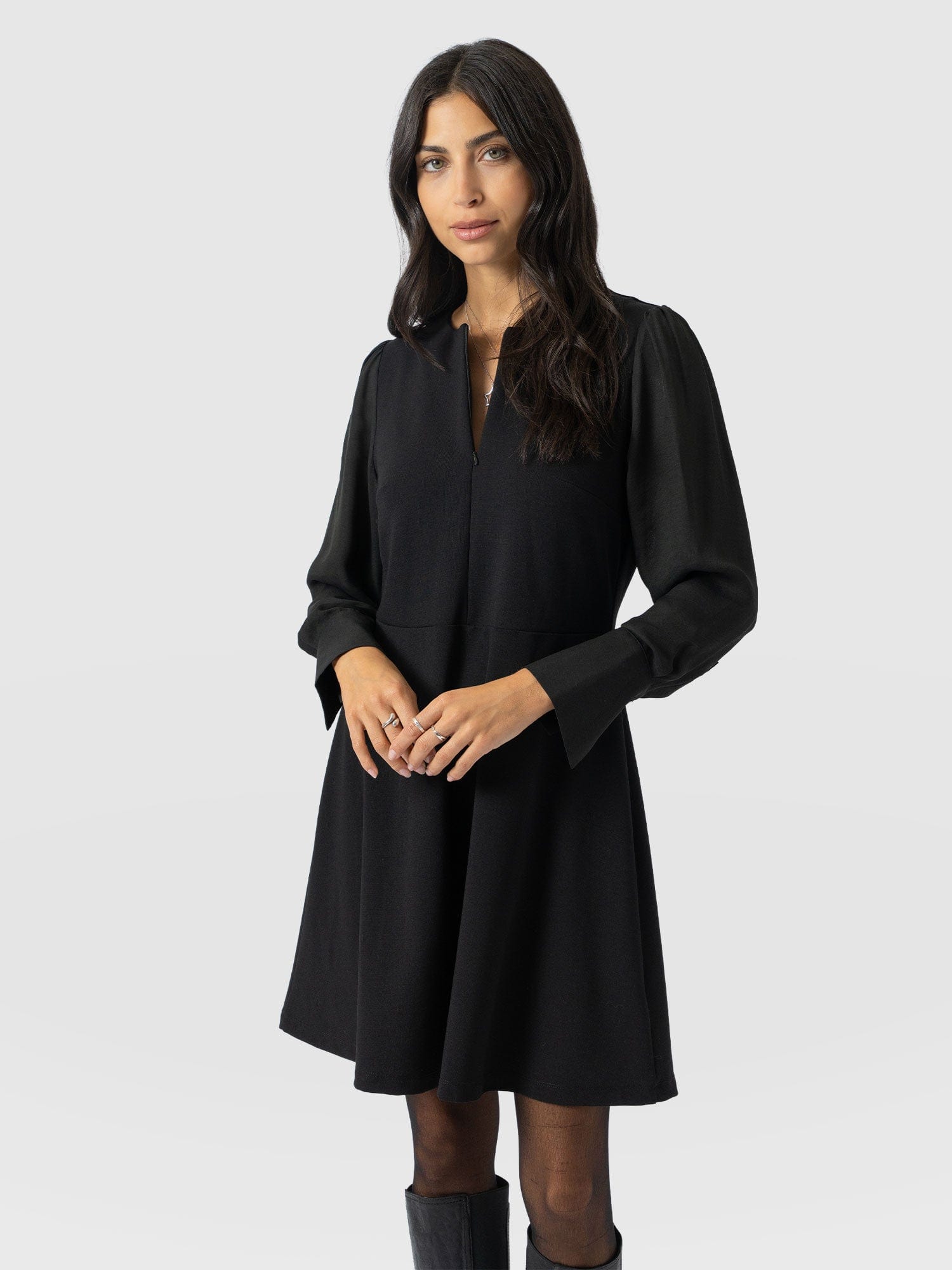 Ella Fit & Flare Dress - Black - Women's Dresses | Saint + Sofia® EU
