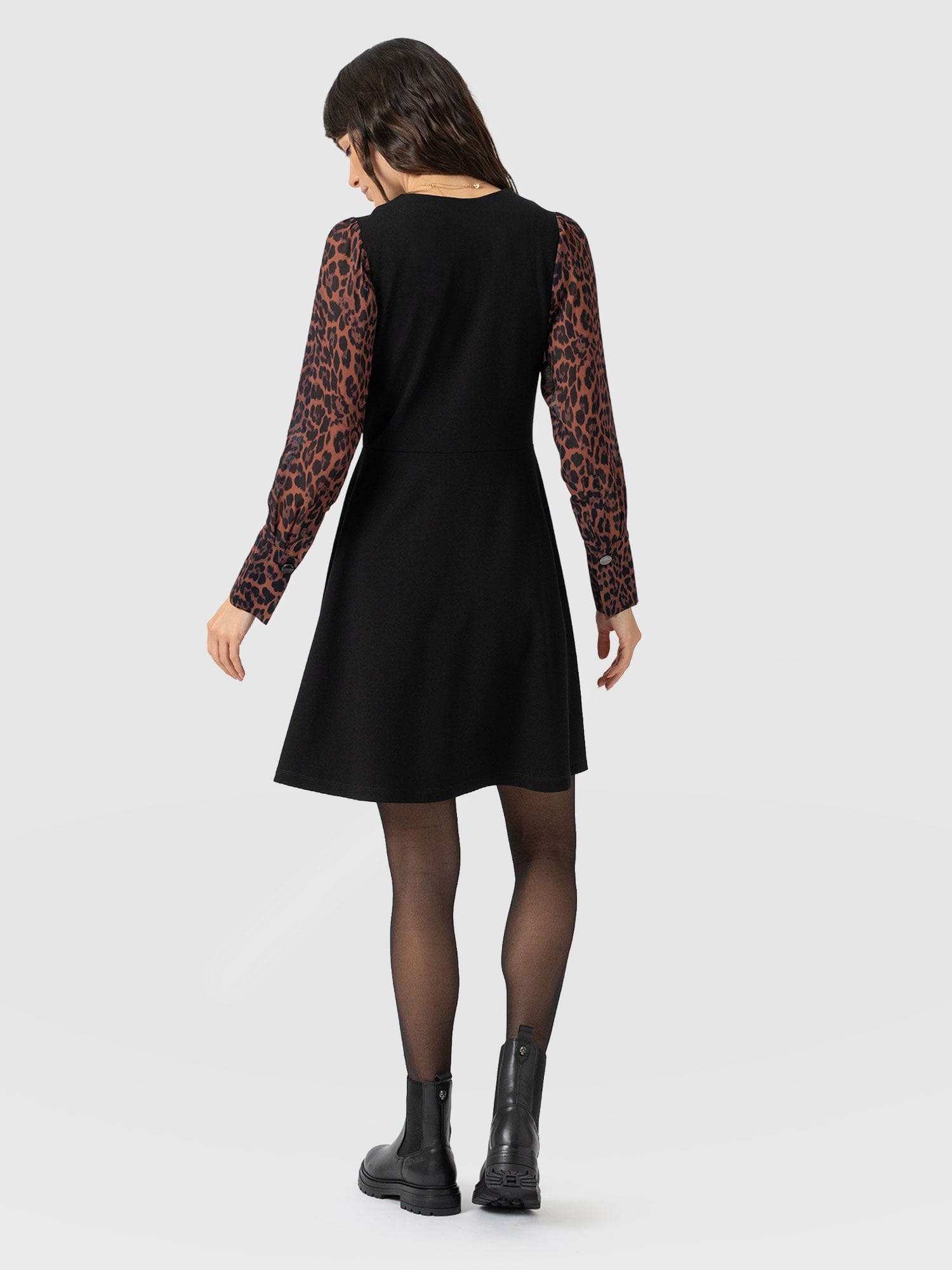 Ella Fit & Flare Dress - Brown Leopard - Women's Dresses | Saint + Sofia® EU