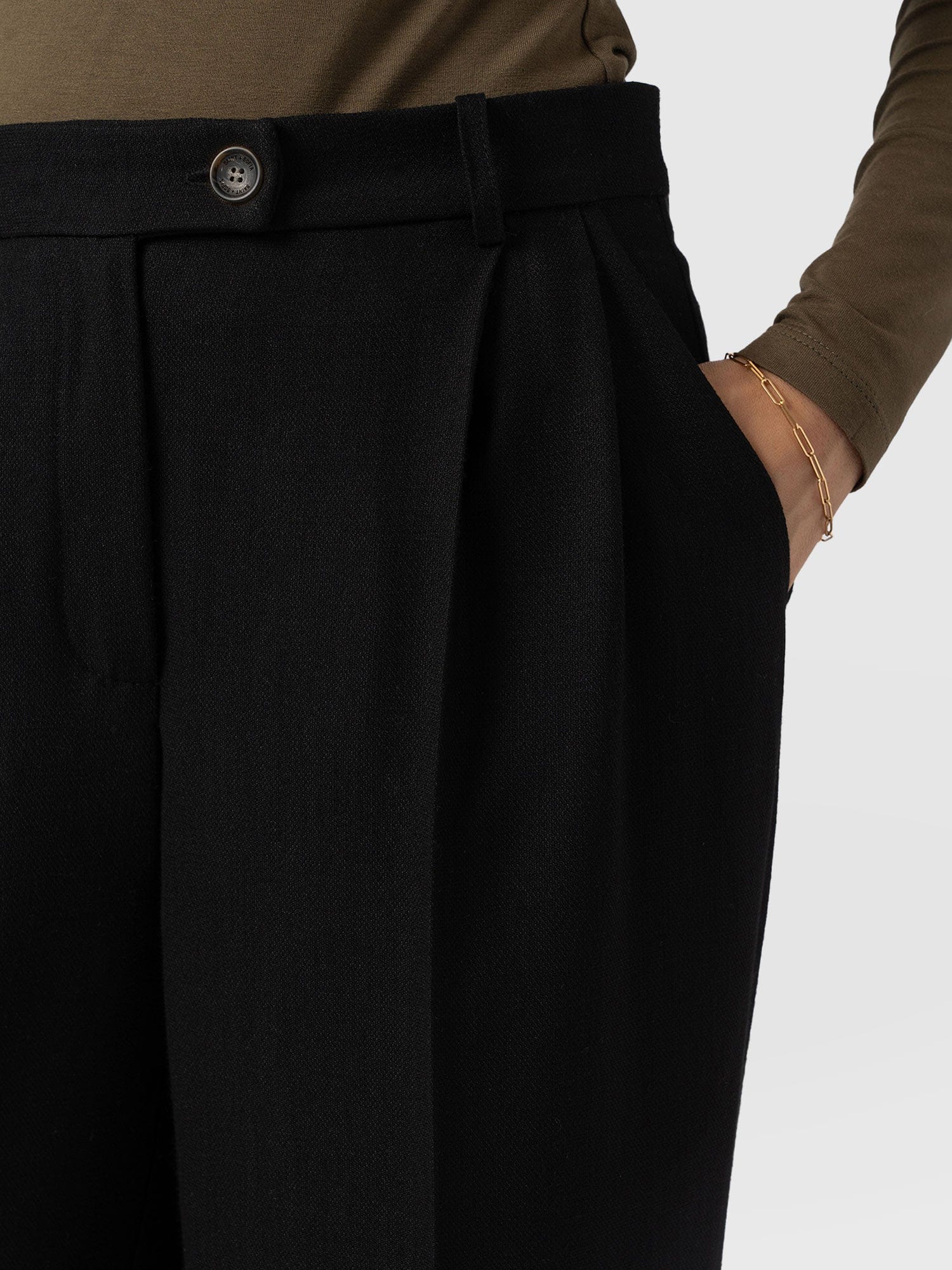 Emery Wide Leg Pant Black - Women's Trousers | Saint + Sofia® EU