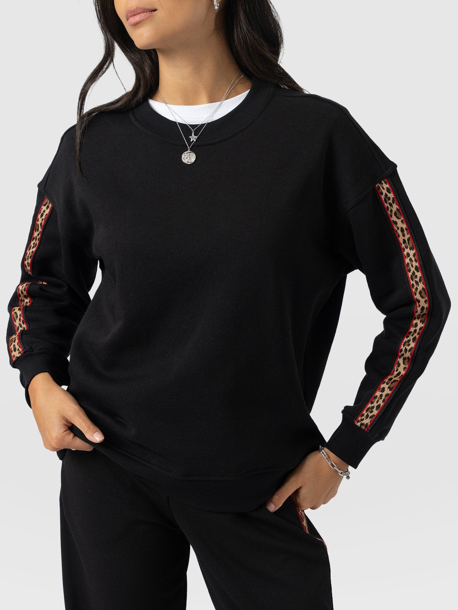 Victory Sweatshirt - Black - Leopard - Women's Jumpers | Saint + Sofia® EU